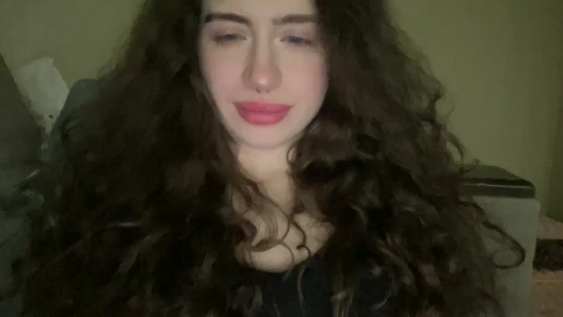 Gallery image thumbnail from CurlyDream's myfreecams stream on, 01/17/2026, 22:35 image 9 of 20