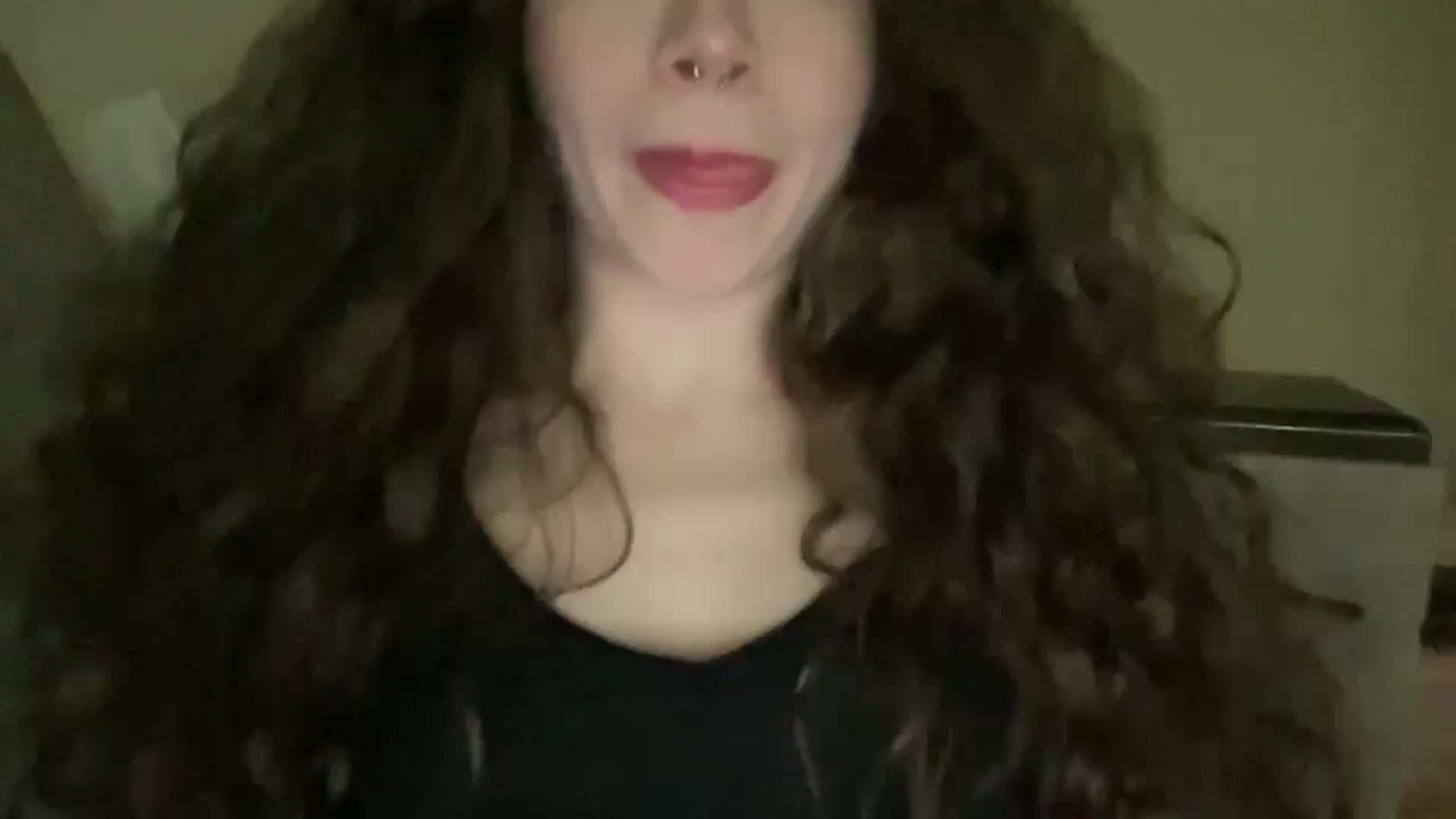 Gallery image thumbnail from CurlyDream's myfreecams stream on, 01/17/2026, 22:35 image 3 of 20