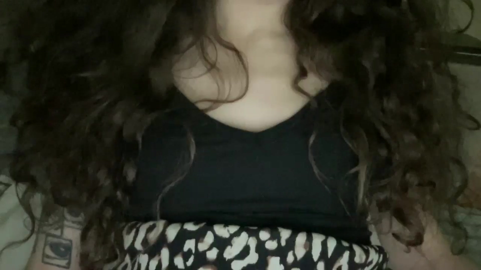 Gallery image thumbnail from CurlyDream's myfreecams stream on, 01/17/2026, 22:35 image 5 of 20