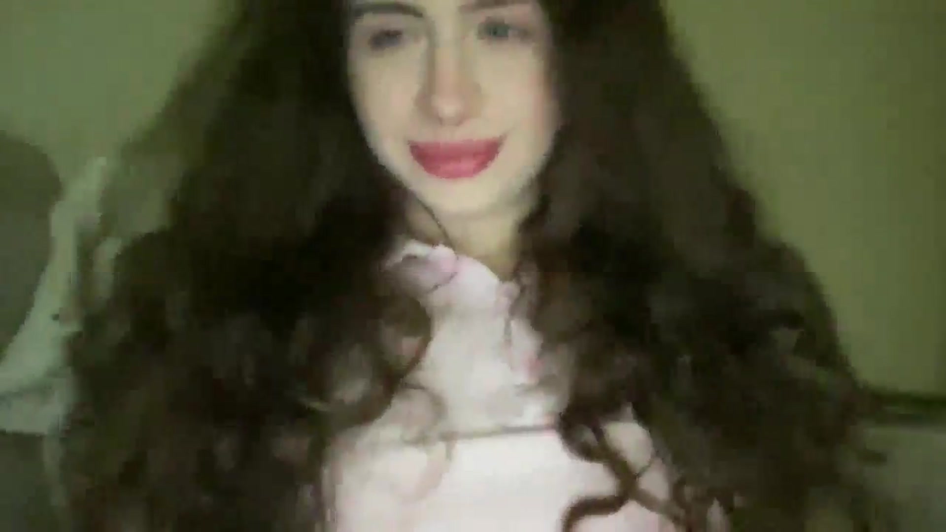 Gallery image thumbnail from CurlyDream's myfreecams stream on, 01/20/2026, 19:15 image 10 of 20