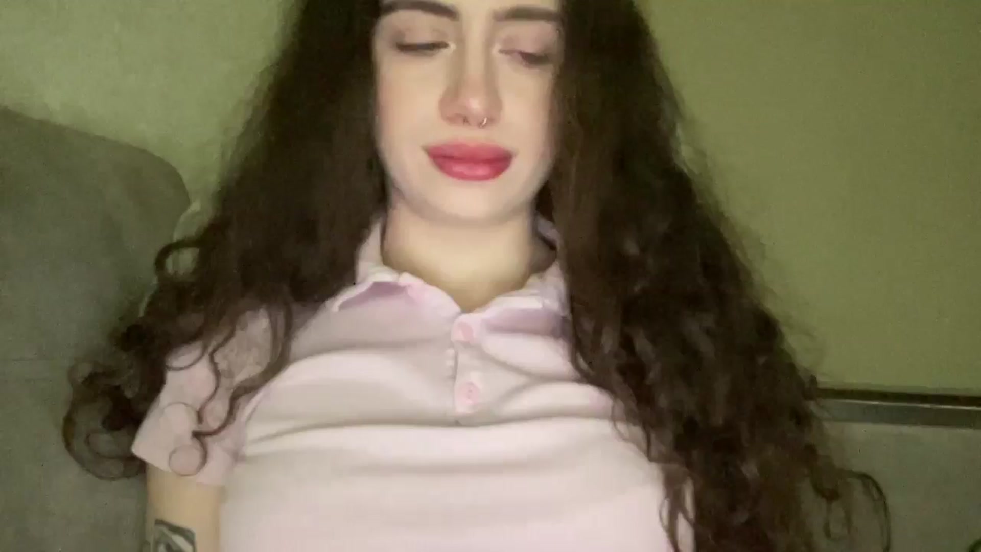 Gallery image thumbnail from CurlyDream's myfreecams stream on, 01/20/2026, 19:15 image 20 of 20