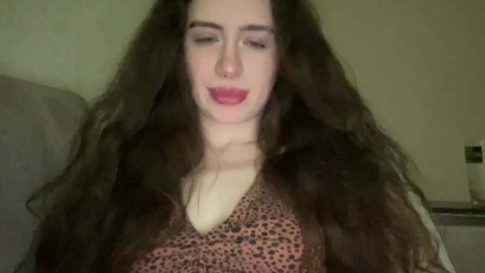 Gallery image thumbnail from CurlyDream's myfreecams stream on, 01/21/2026, 18:03 image 3 of 20