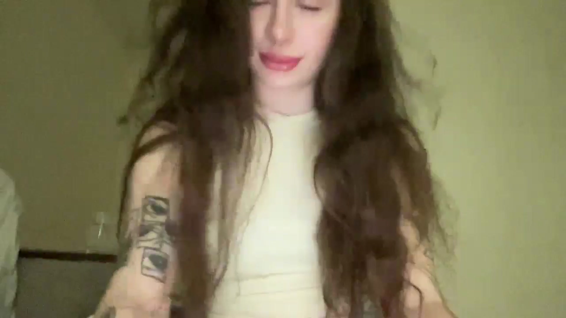 Gallery image thumbnail from CurlyDream's myfreecams stream on, 01/22/2026, 15:48 image 19 of 20