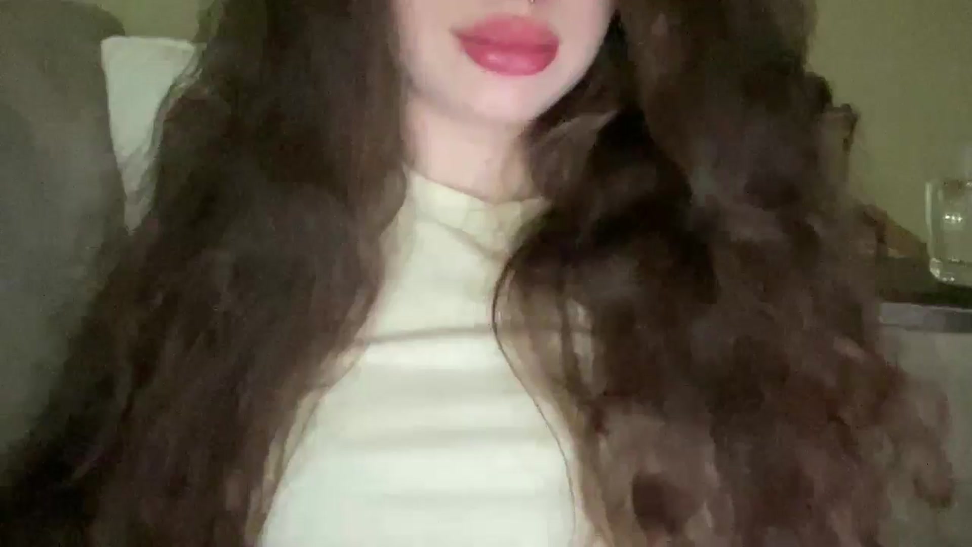Gallery image thumbnail from CurlyDream's myfreecams stream on, 01/22/2026, 15:48 image 13 of 20