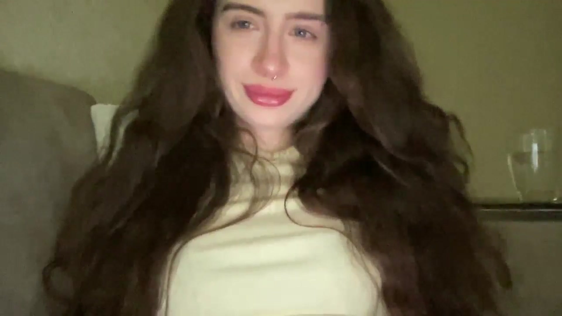 Gallery image thumbnail from CurlyDream's myfreecams stream on, 01/22/2026, 15:48 image 2 of 20