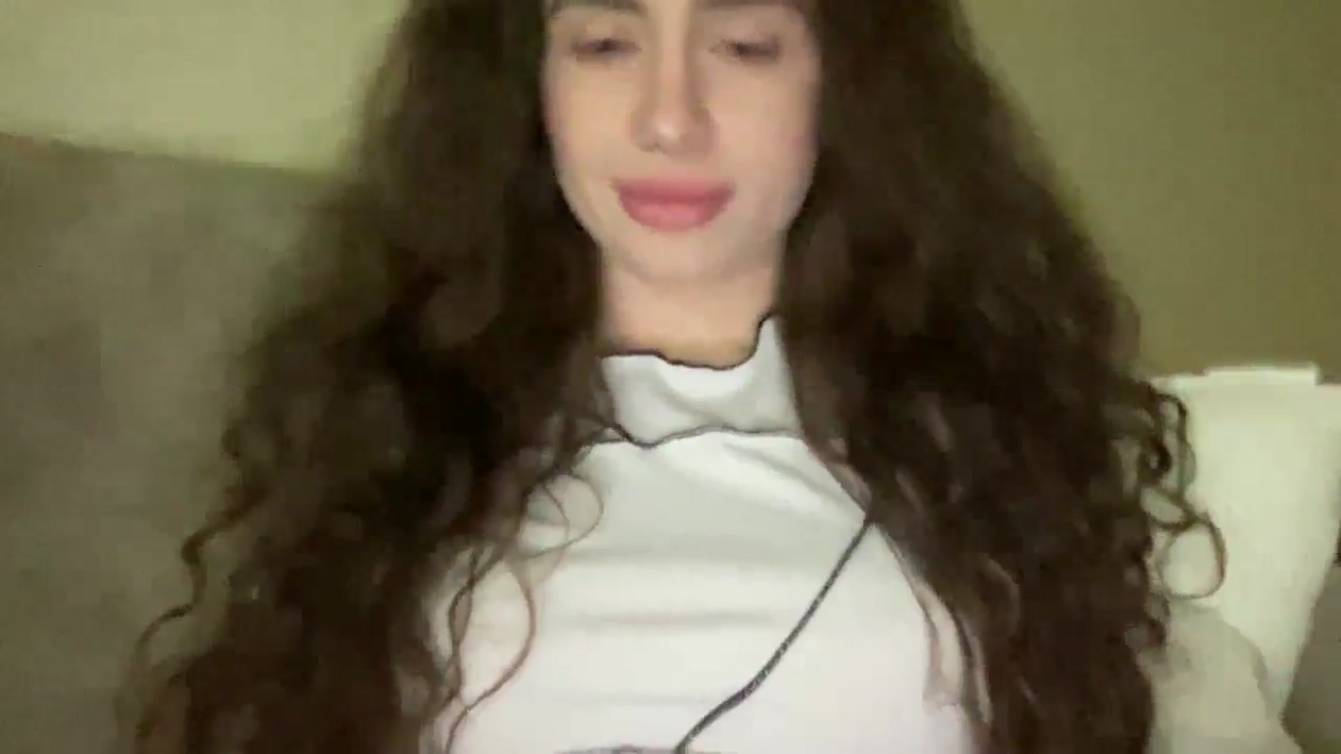 Gallery image thumbnail from CurlyDream's myfreecams stream on, 01/26/2026, 01:13 image 3 of 20
