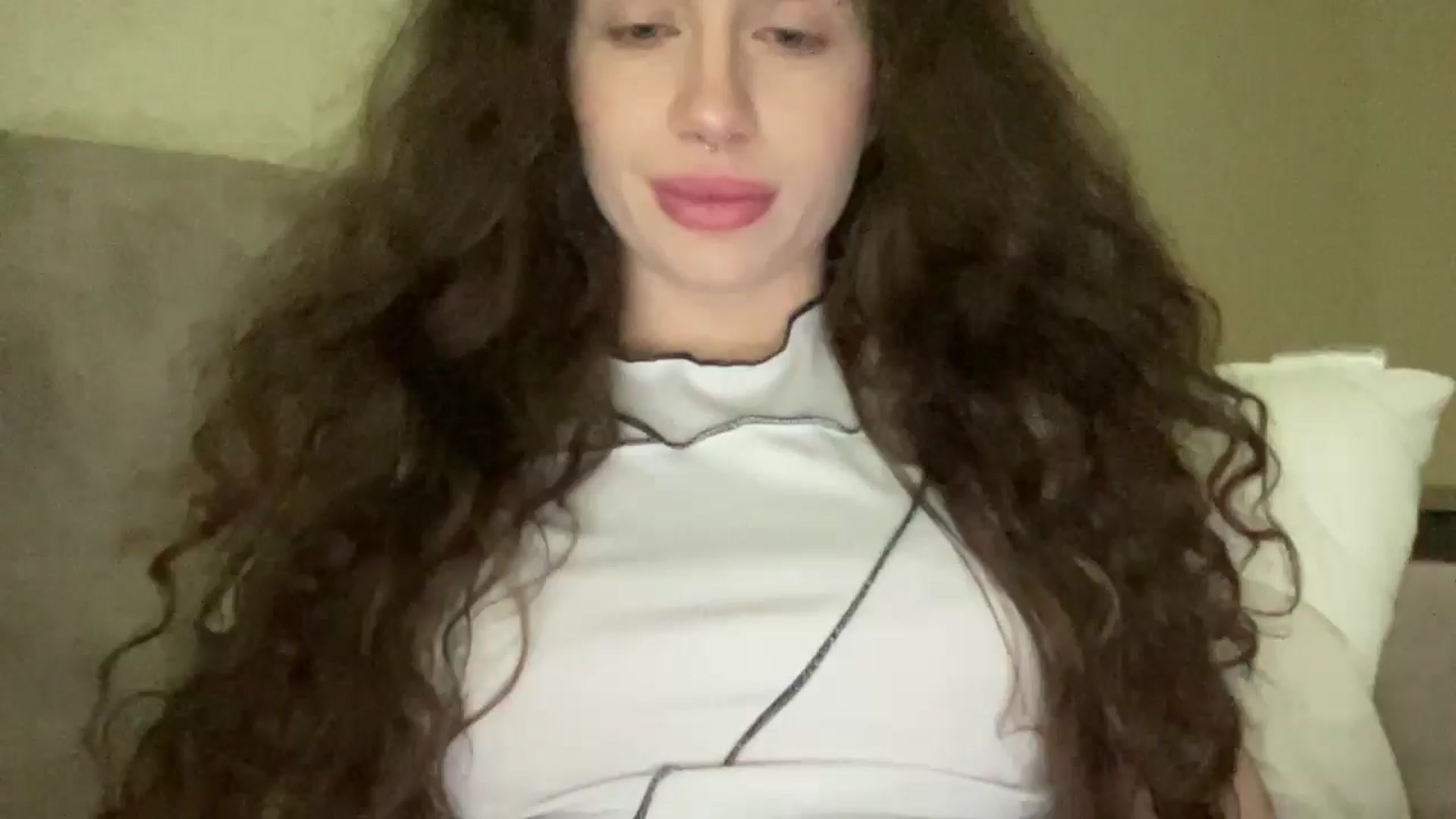 Gallery image thumbnail from CurlyDream's myfreecams stream on, 01/26/2026, 01:13 image 1 of 20