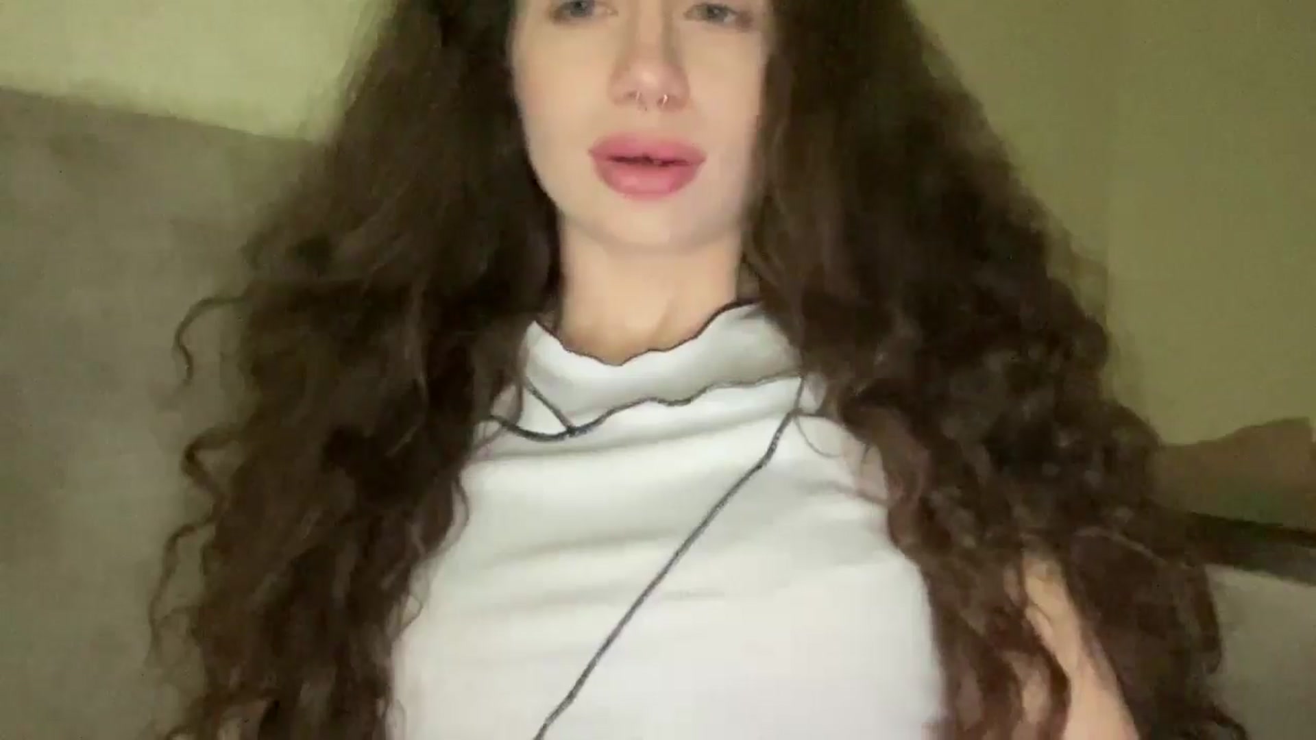 Gallery image thumbnail from CurlyDream's myfreecams stream on, 01/26/2026, 01:13 image 13 of 20