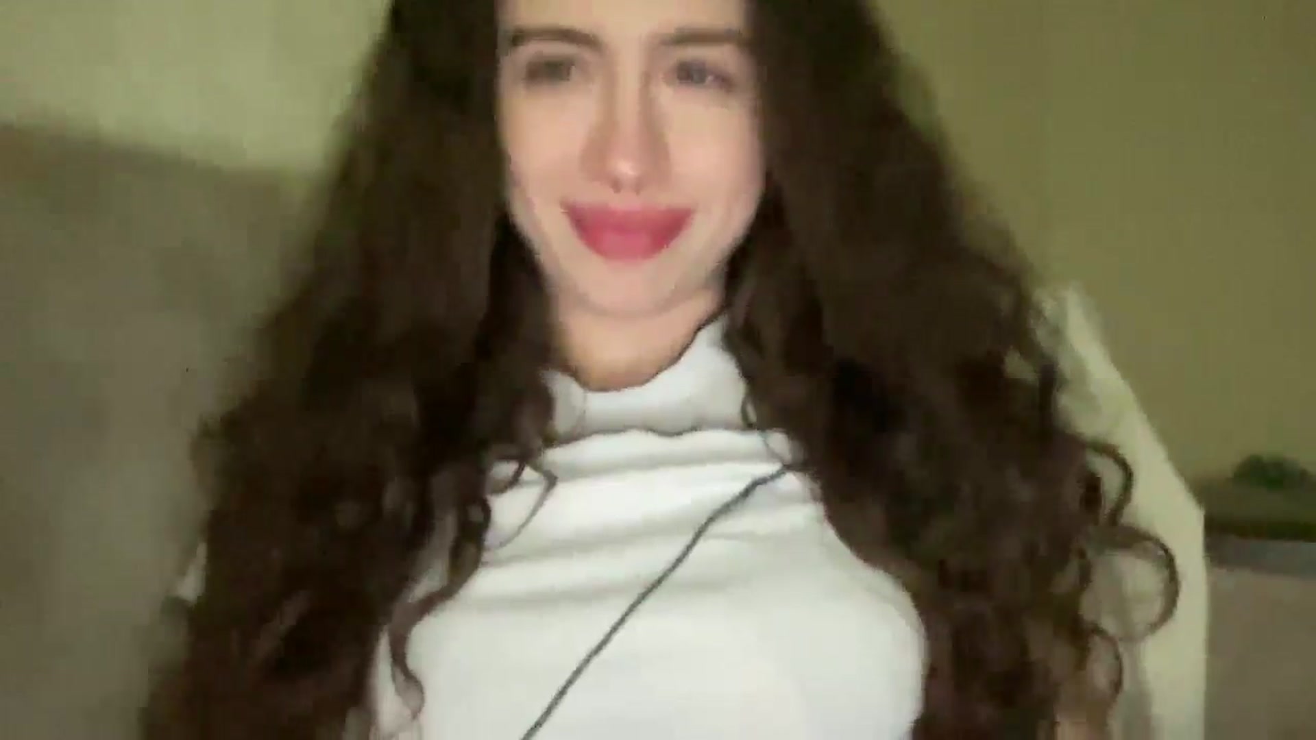 Gallery image thumbnail from CurlyDream's myfreecams stream on, 01/27/2026, 16:27 image 8 of 20