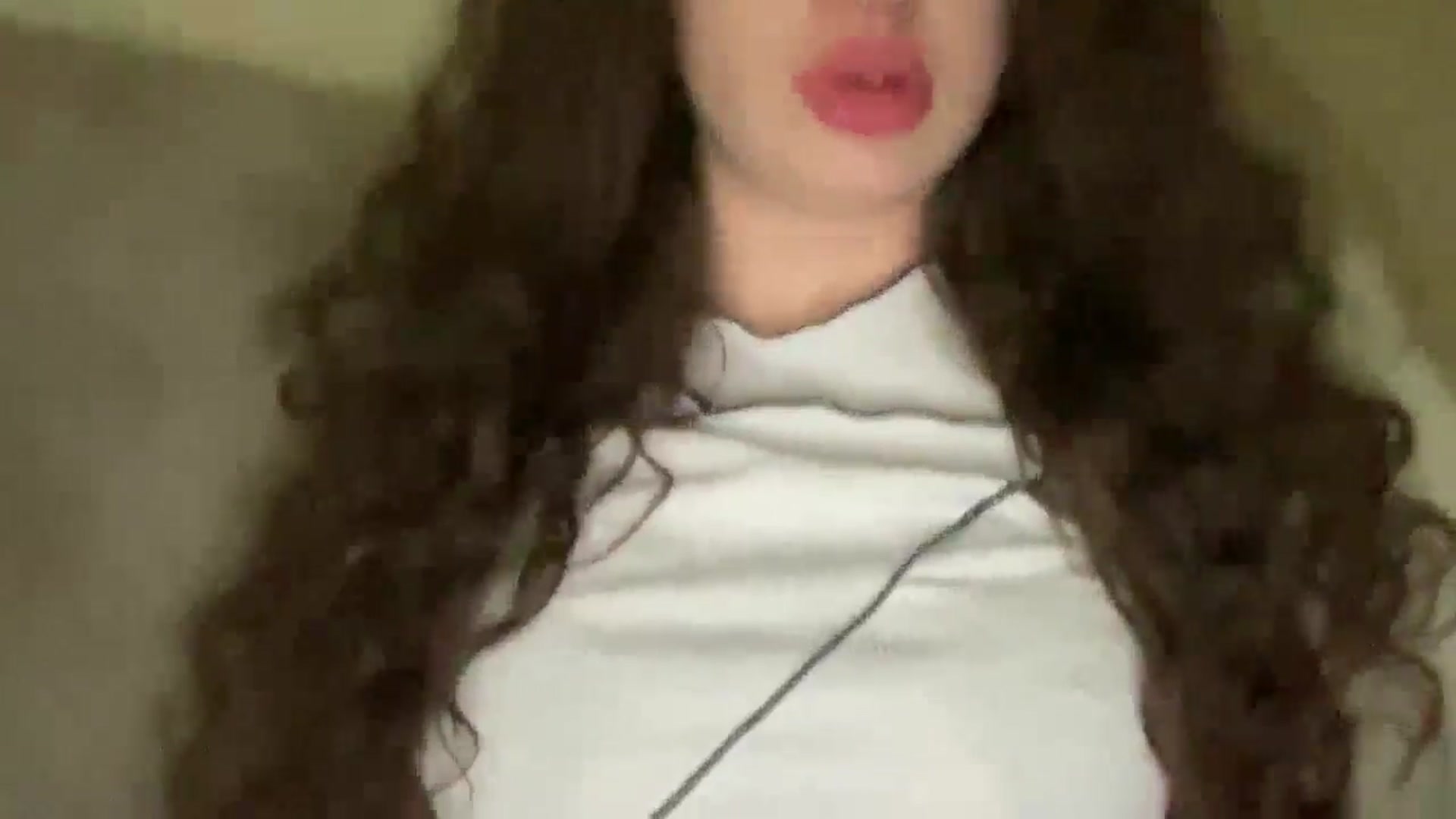 Gallery image thumbnail from CurlyDream's myfreecams stream on, 01/27/2026, 16:27 image 2 of 20