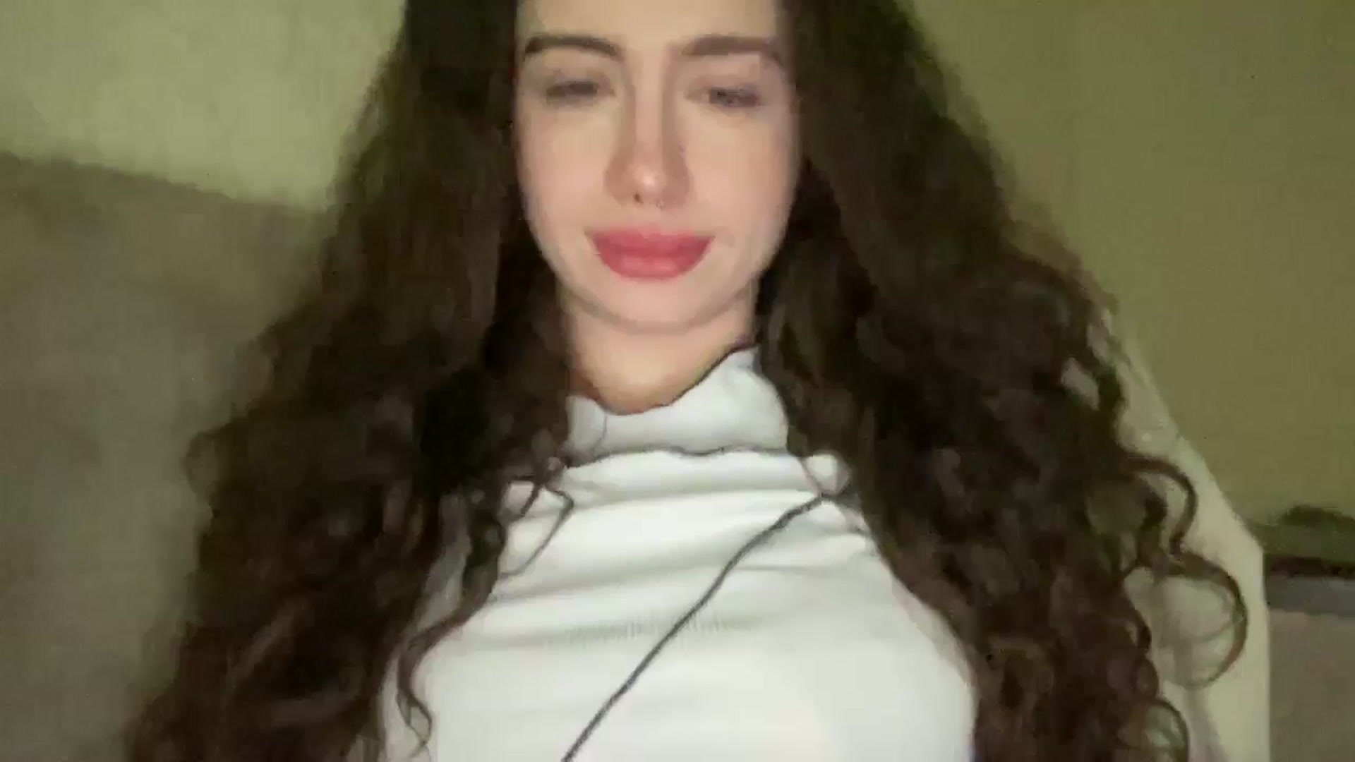 Gallery image thumbnail from CurlyDream's myfreecams stream on, 01/27/2026, 16:27 image 7 of 20