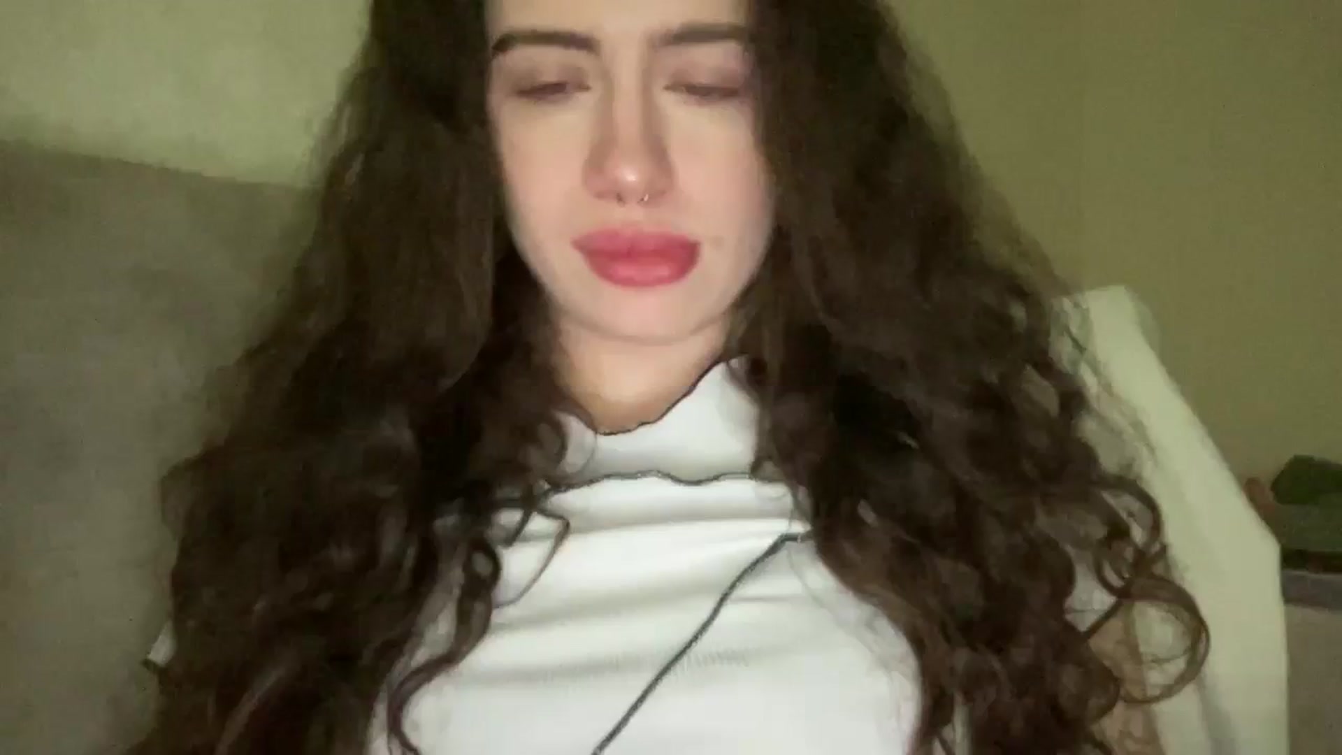 Gallery image thumbnail from CurlyDream's myfreecams stream on, 01/27/2026, 16:27 image 10 of 20