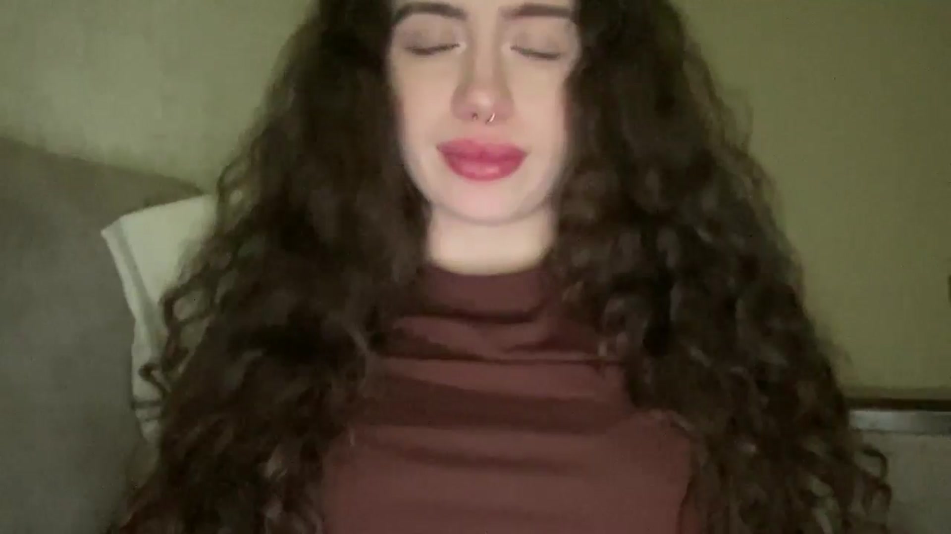 Gallery image thumbnail from CurlyDream's myfreecams stream on, 01/28/2026, 19:24 image 5 of 20