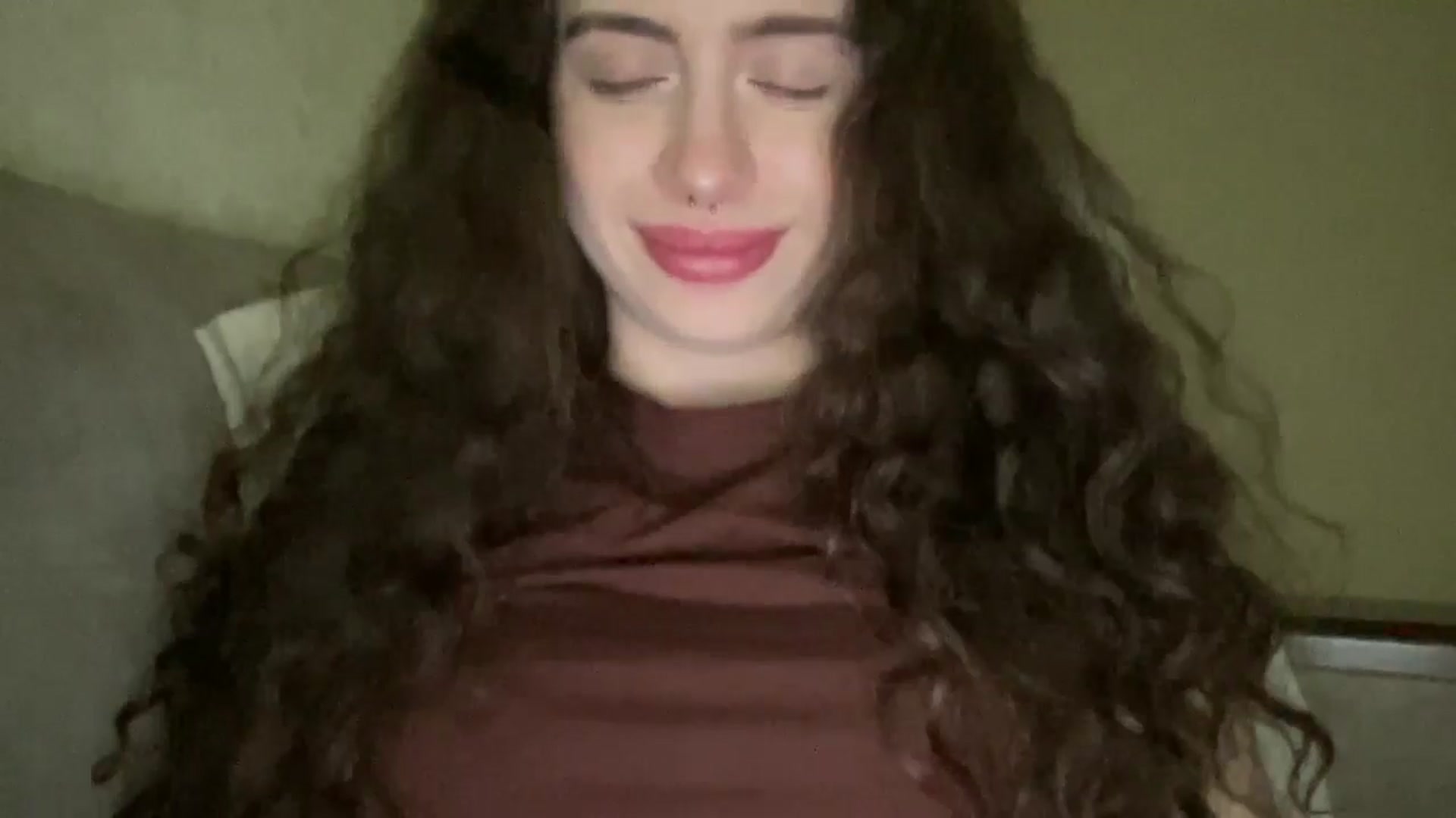 Gallery image thumbnail from CurlyDream's myfreecams stream on, 01/28/2026, 19:24 image 3 of 20