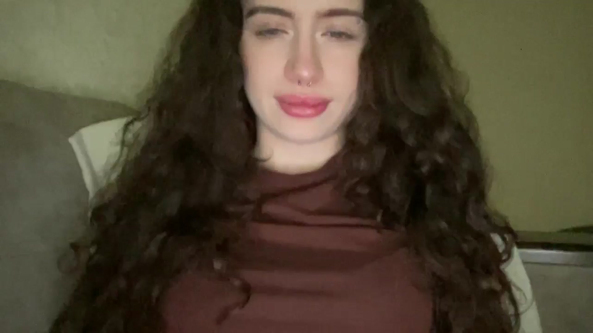 Gallery image thumbnail from CurlyDream's myfreecams stream on, 01/28/2026, 19:24 image 18 of 20
