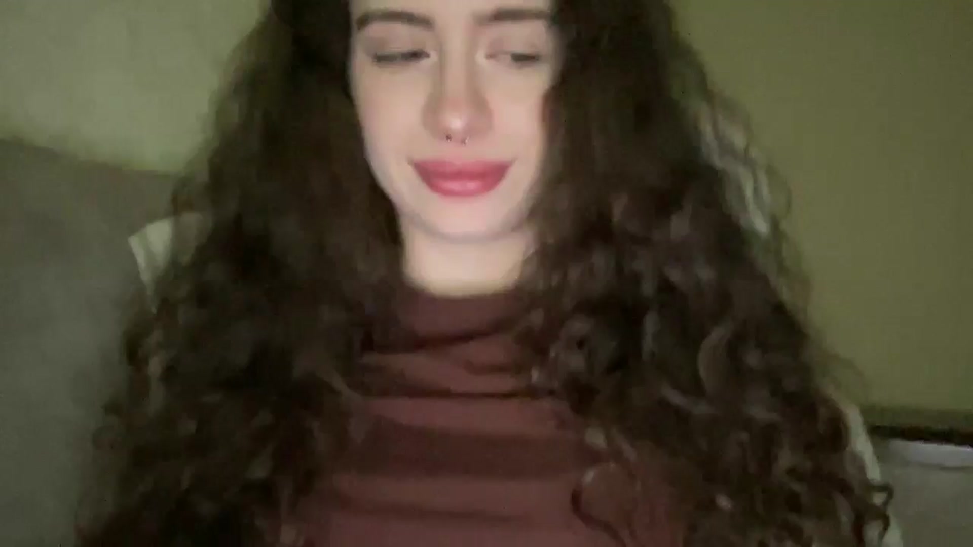 Gallery image thumbnail from CurlyDream's myfreecams stream on, 01/28/2026, 19:24 image 10 of 20