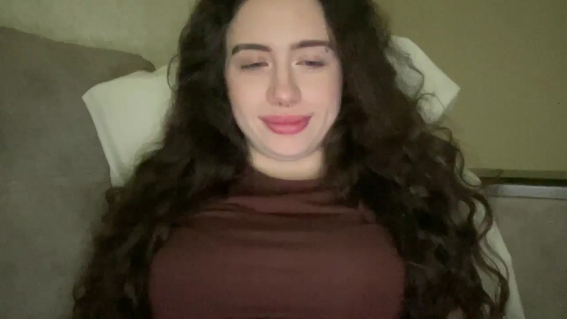 Gallery image thumbnail from CurlyDream's myfreecams stream on, 01/28/2026, 21:10 image 11 of 20
