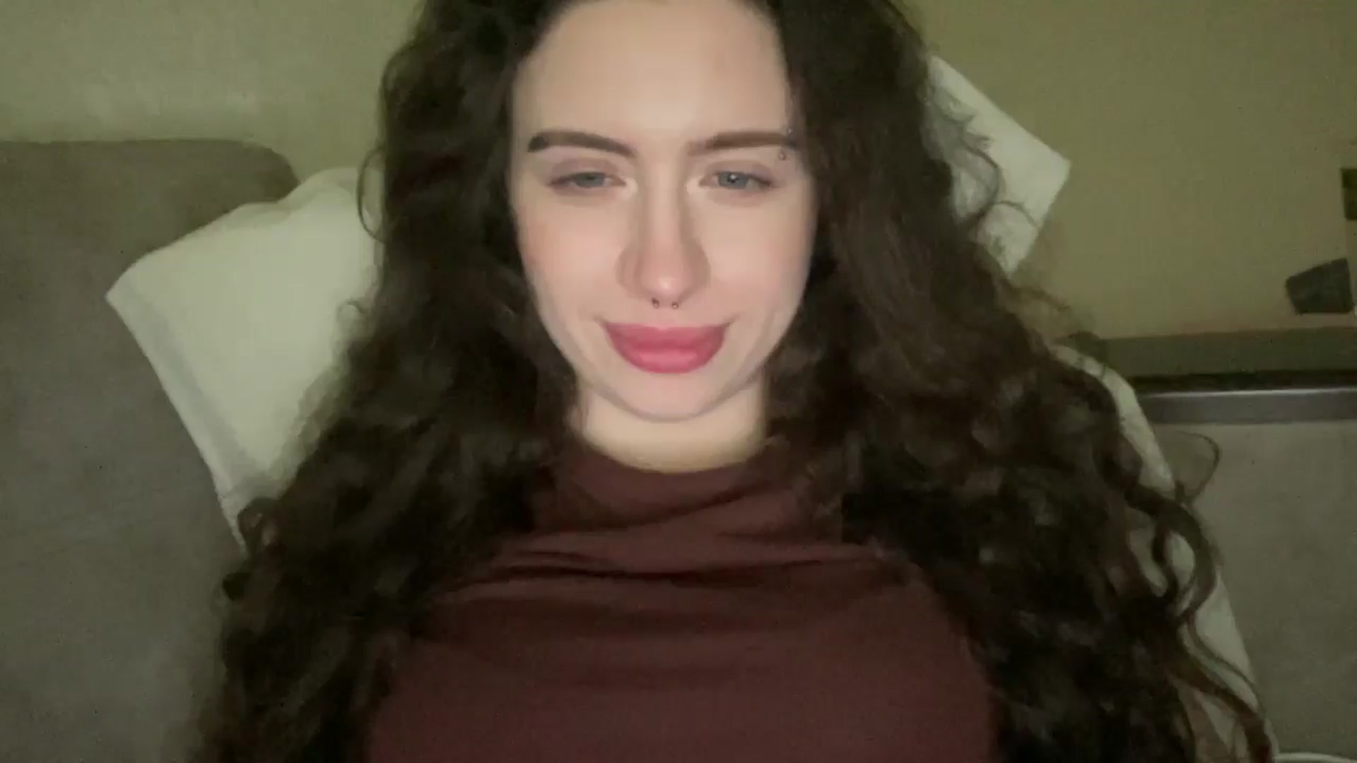 Gallery image thumbnail from CurlyDream's myfreecams stream on, 01/28/2026, 21:10 image 14 of 20