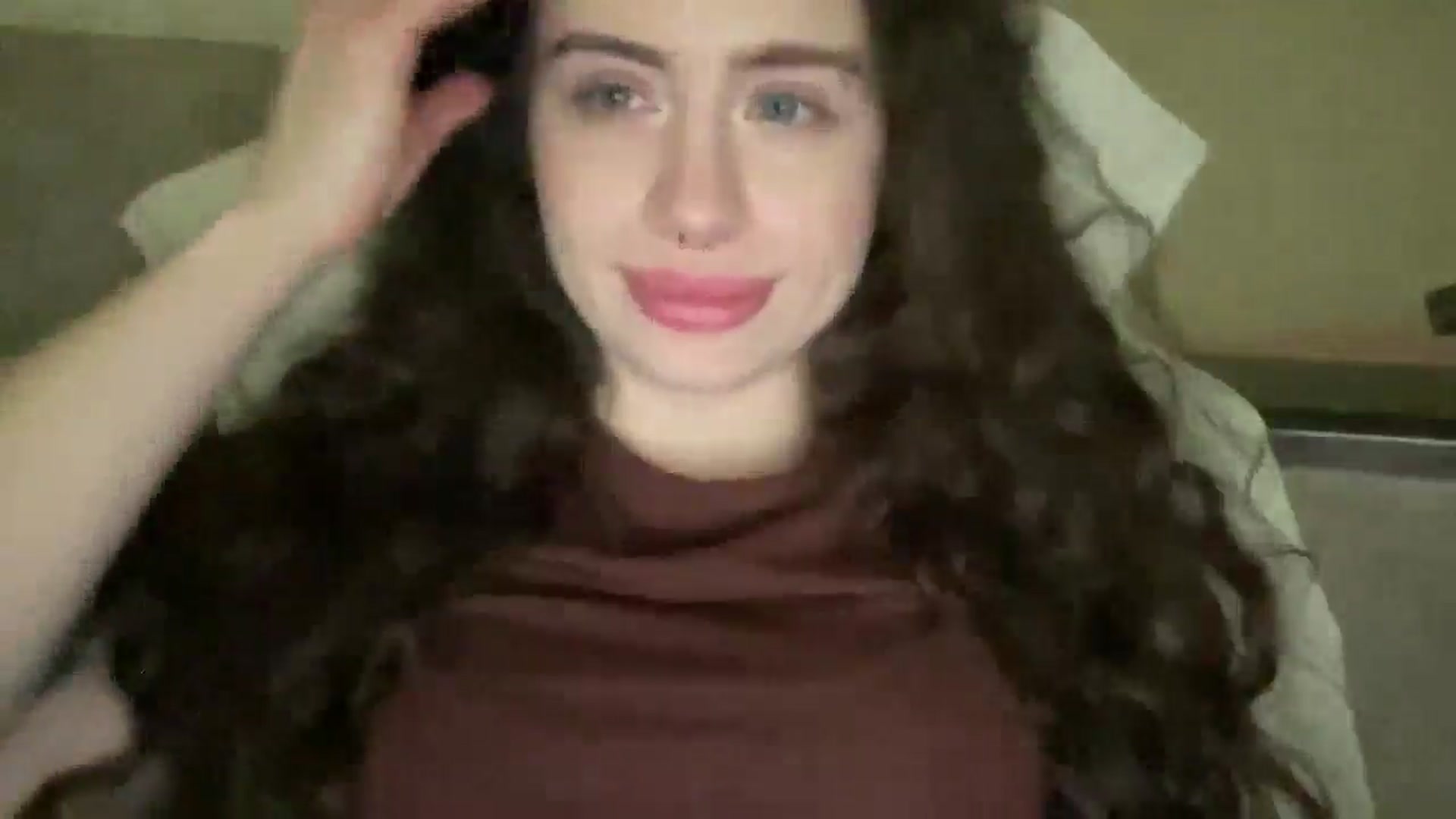 Gallery image thumbnail from CurlyDream's myfreecams stream on, 01/28/2026, 21:10 image 16 of 20