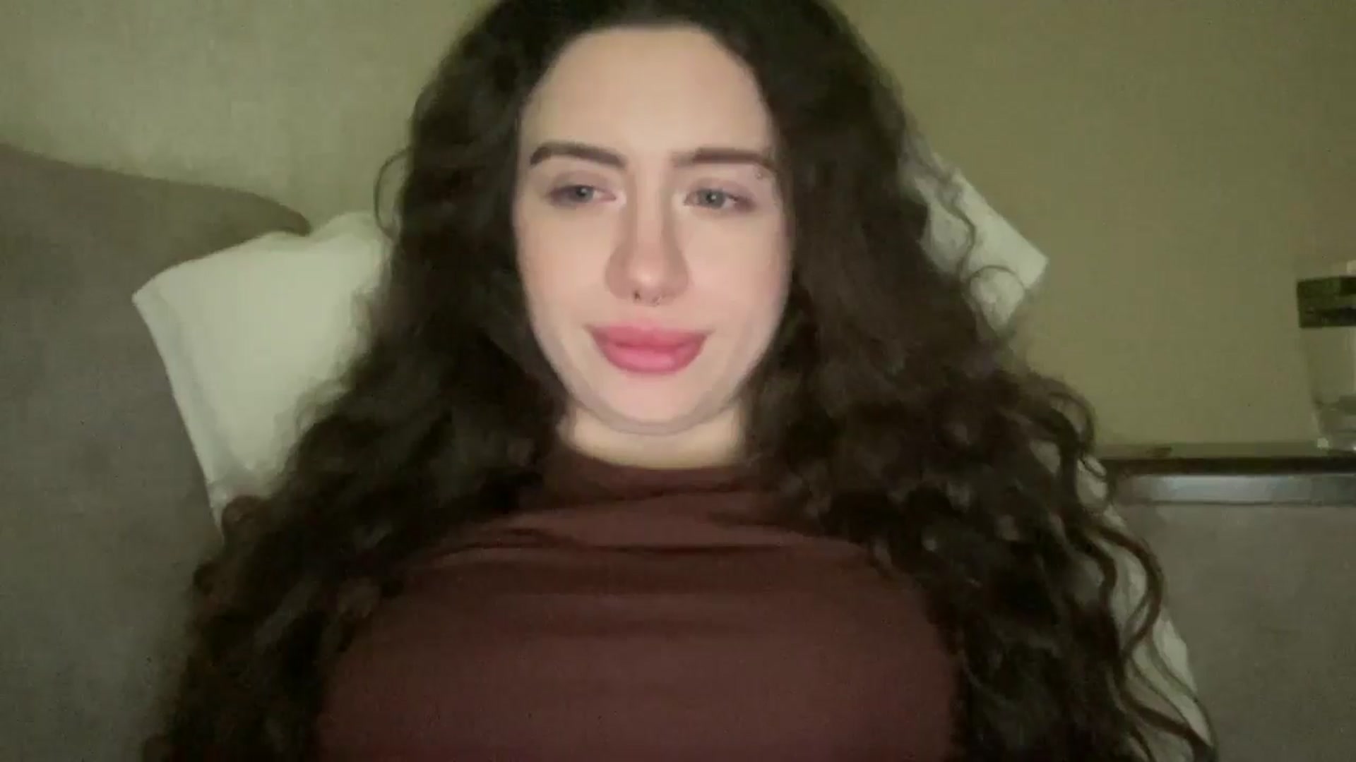 Gallery image thumbnail from CurlyDream's myfreecams stream on, 01/28/2026, 21:10 image 9 of 20