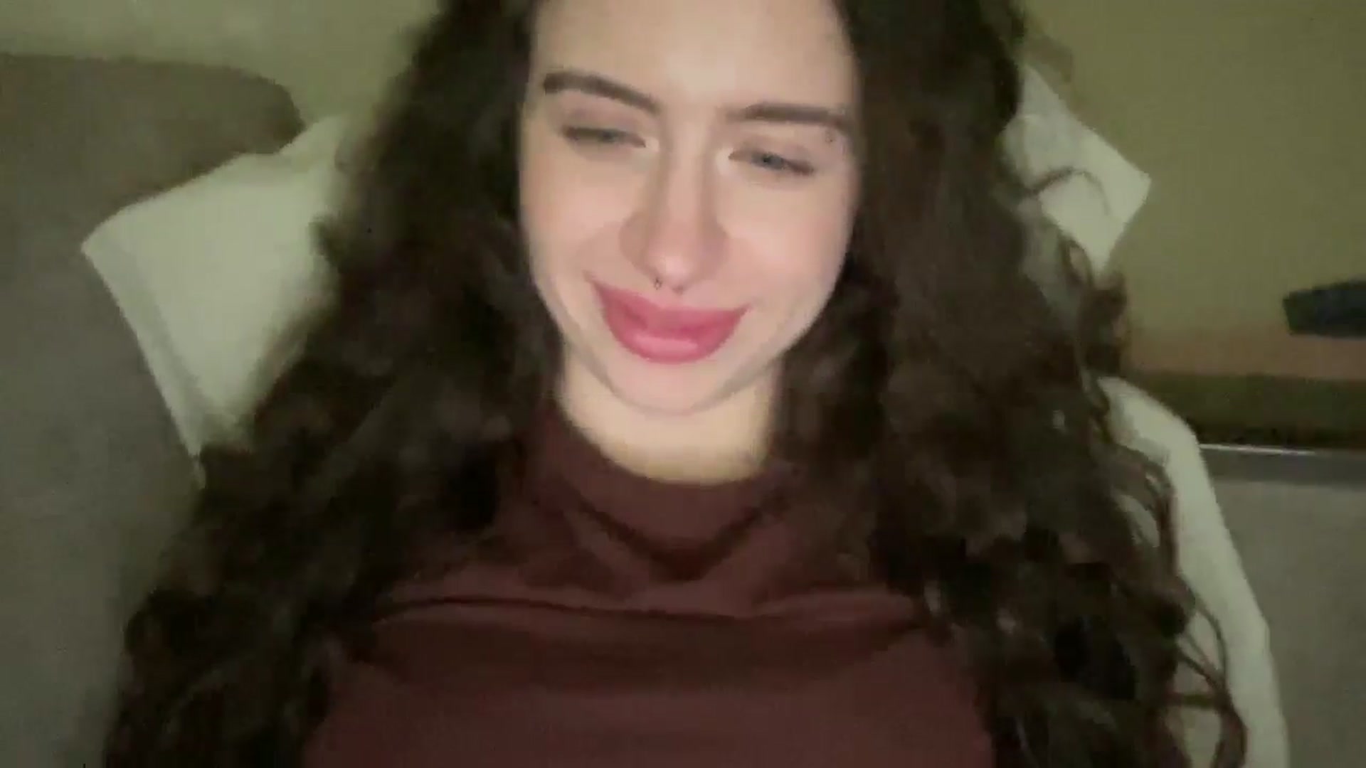 Gallery image thumbnail from CurlyDream's myfreecams stream on, 01/28/2026, 21:10 image 3 of 20