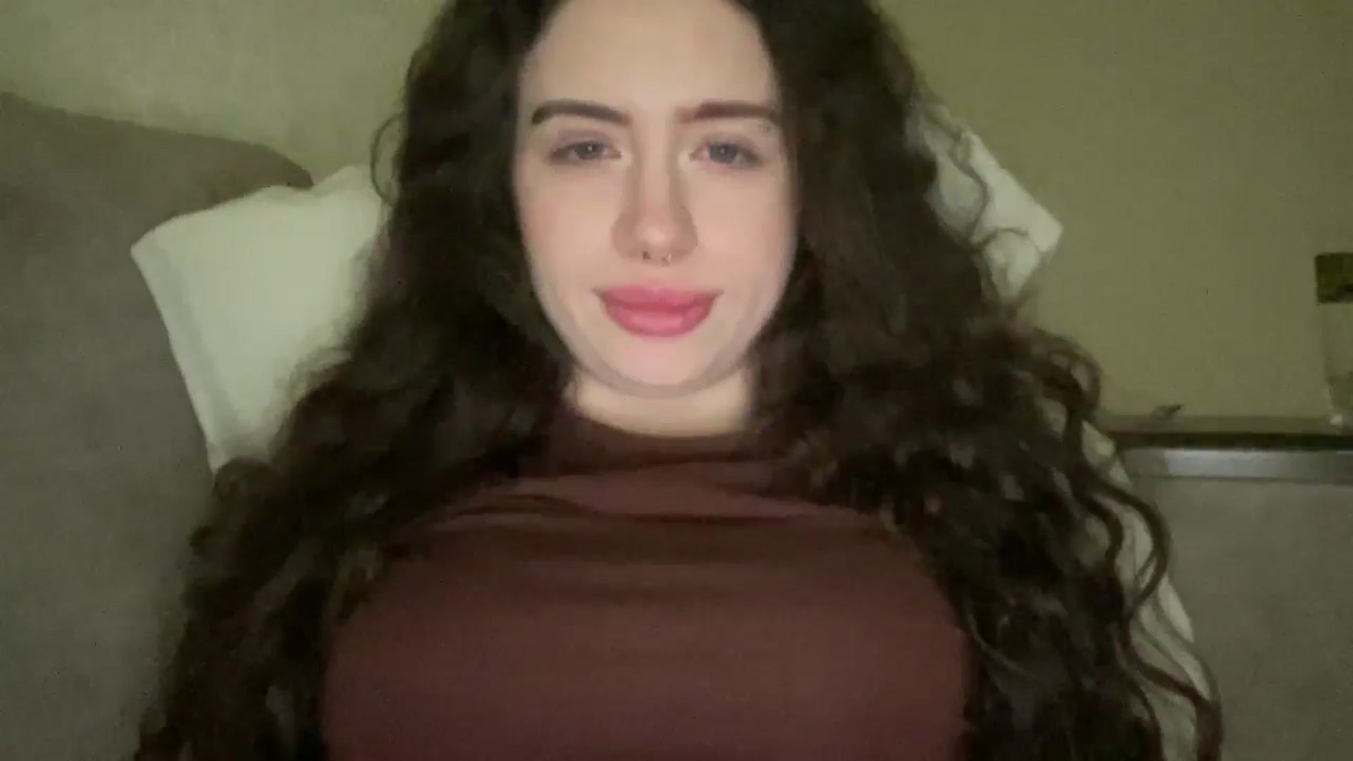 Gallery image thumbnail from CurlyDream's myfreecams stream on, 01/28/2026, 21:10 image 8 of 20