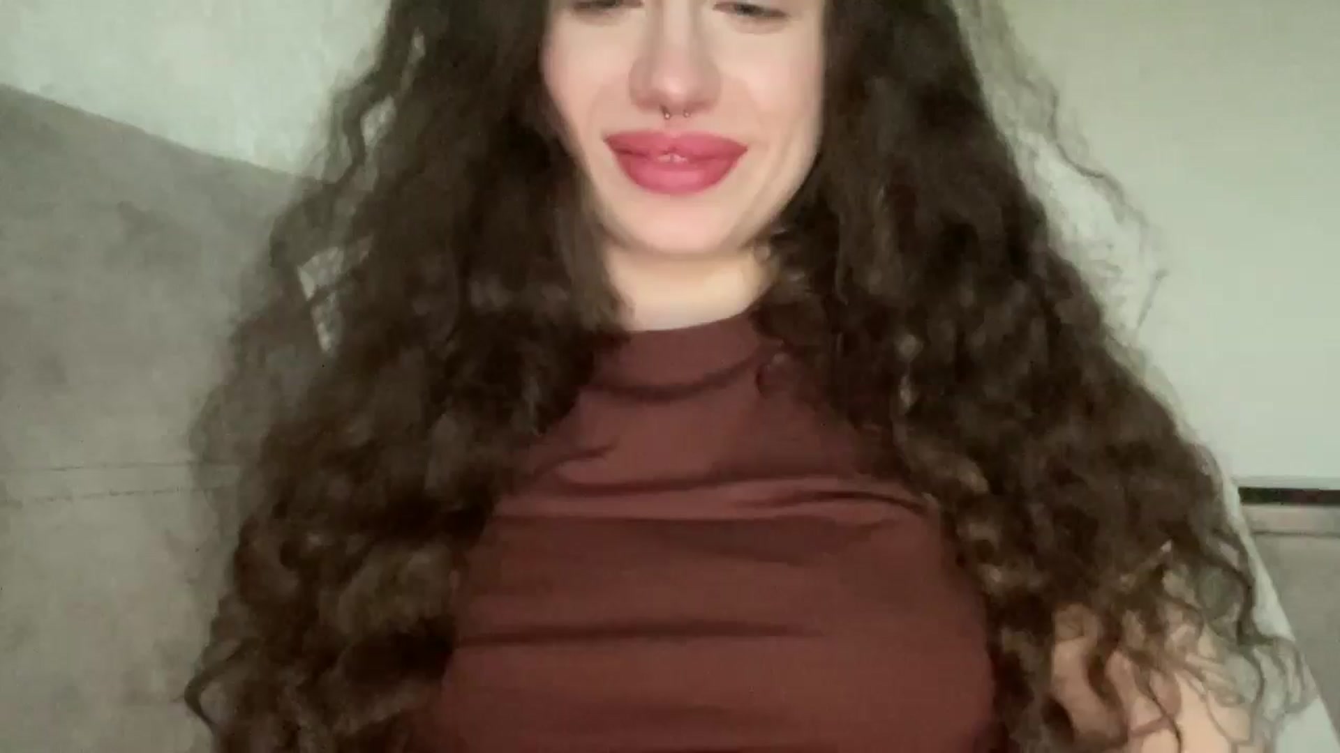 Gallery image thumbnail from CurlyDream's myfreecams stream on, 01/29/2026, 13:54 image 17 of 20