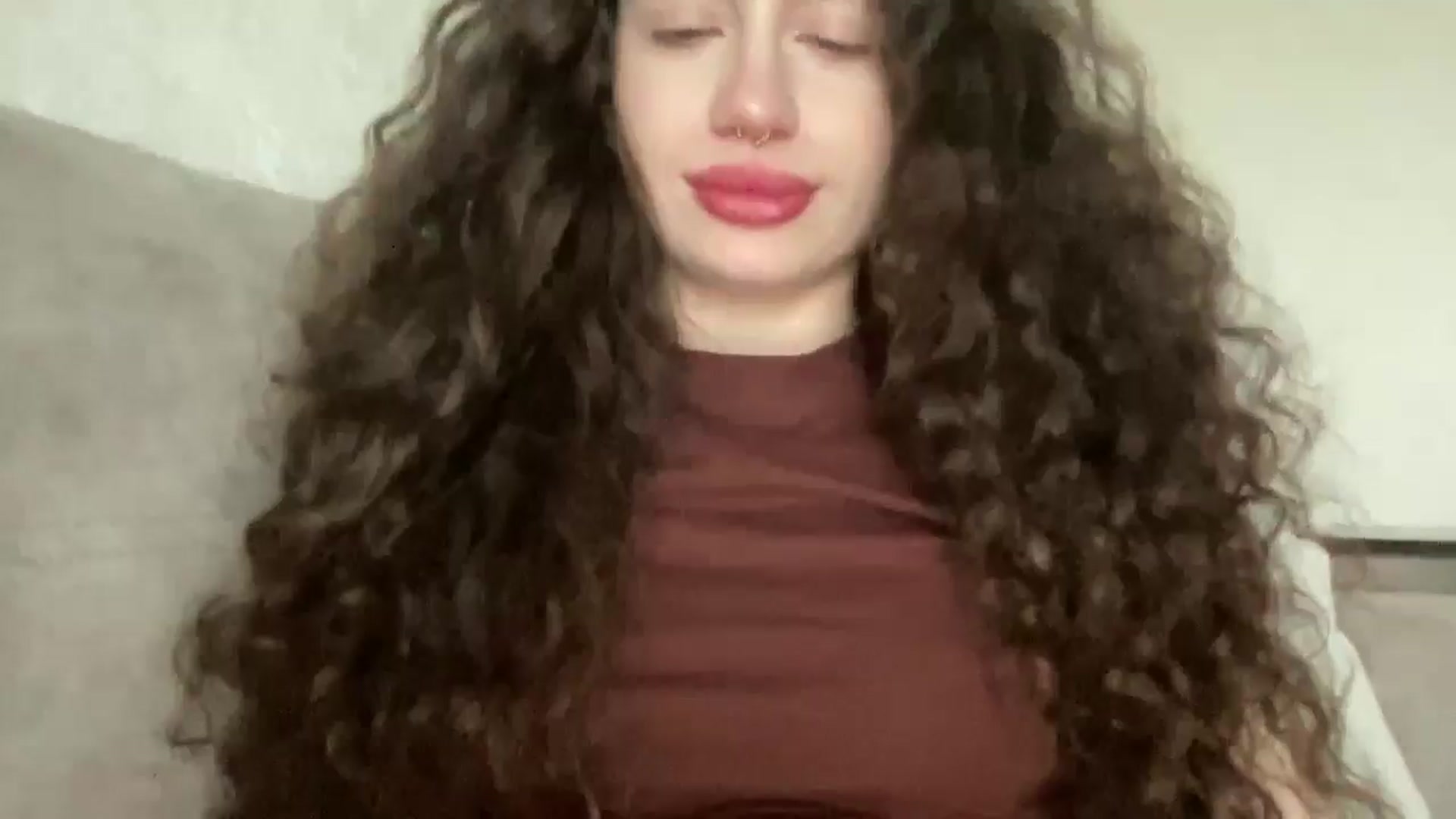 Gallery image thumbnail from CurlyDream's myfreecams stream on, 01/29/2026, 13:54 image 3 of 20