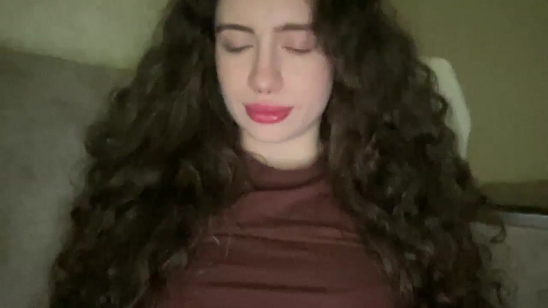 Gallery image thumbnail from CurlyDream's myfreecams stream on, 01/29/2026, 20:32 image 12 of 20
