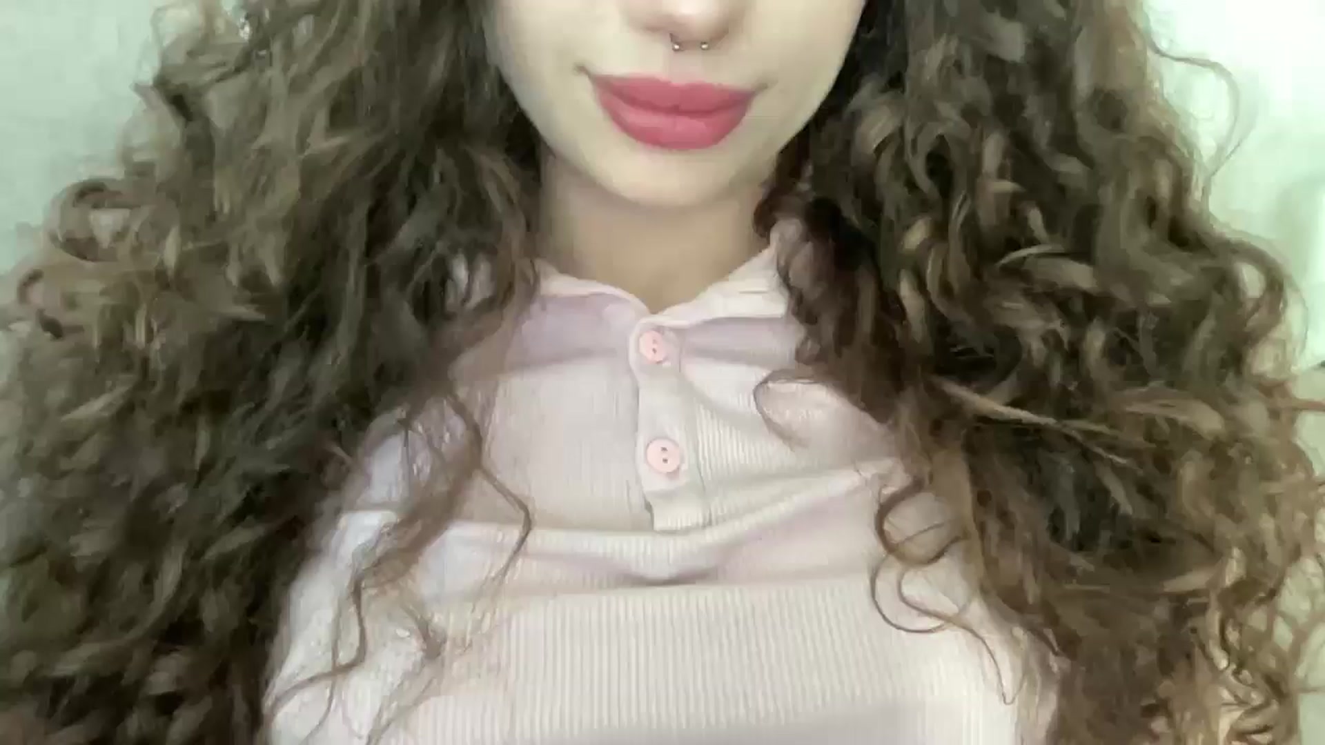 Gallery image thumbnail from CurlyDream's myfreecams stream on, 01/31/2026, 13:39 image 15 of 20