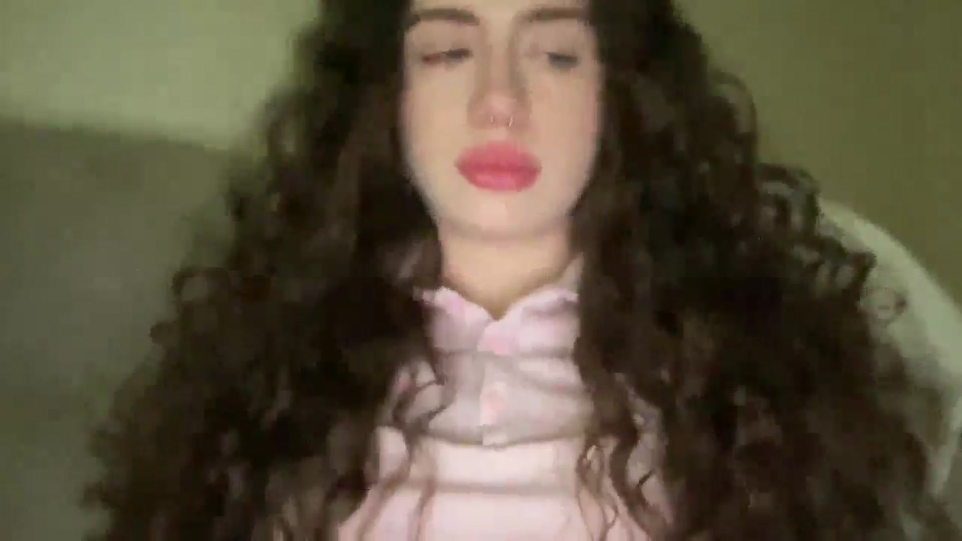Gallery image thumbnail from CurlyDream's myfreecams stream on, 01/31/2026, 15:56 image 11 of 20