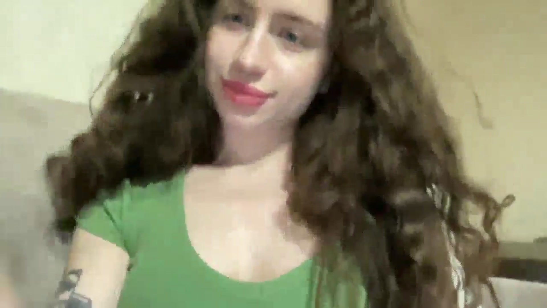Gallery image thumbnail from CurlyDream's myfreecams stream on, 02/02/2026, 20:09 image 4 of 20