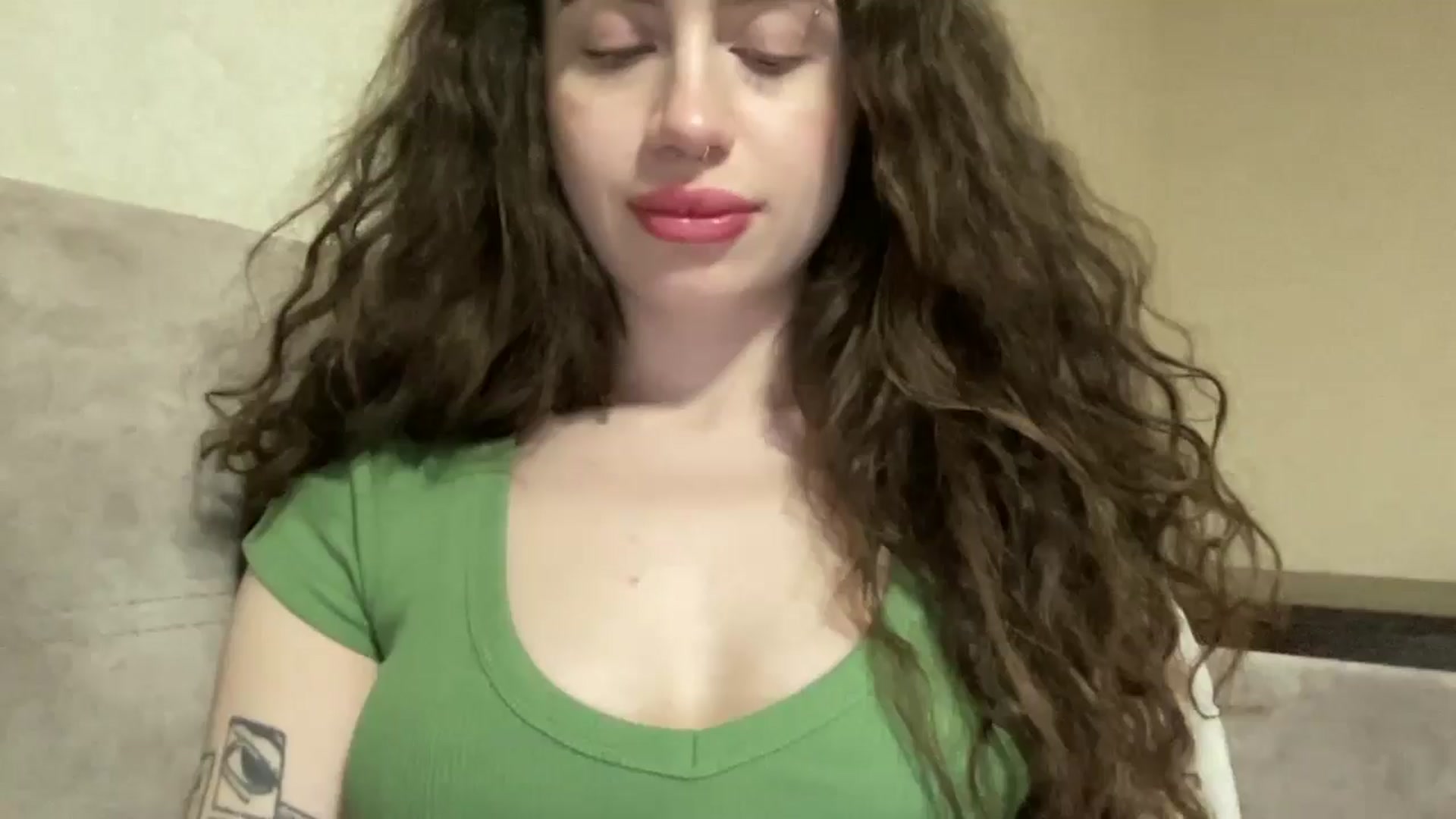 Gallery image thumbnail from CurlyDream's myfreecams stream on, 02/02/2026, 20:09 image 5 of 20