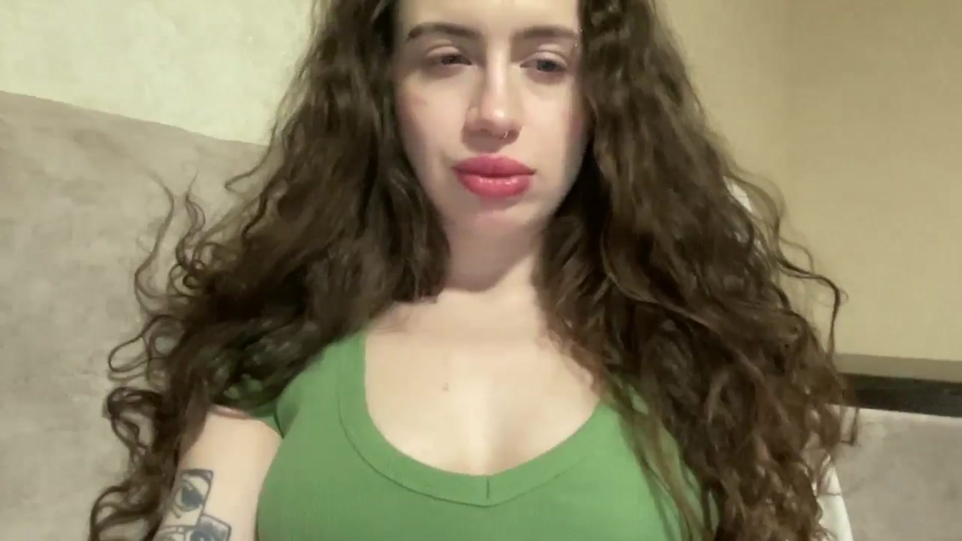 Gallery image thumbnail from CurlyDream's myfreecams stream on, 02/02/2026, 20:09 image 8 of 20