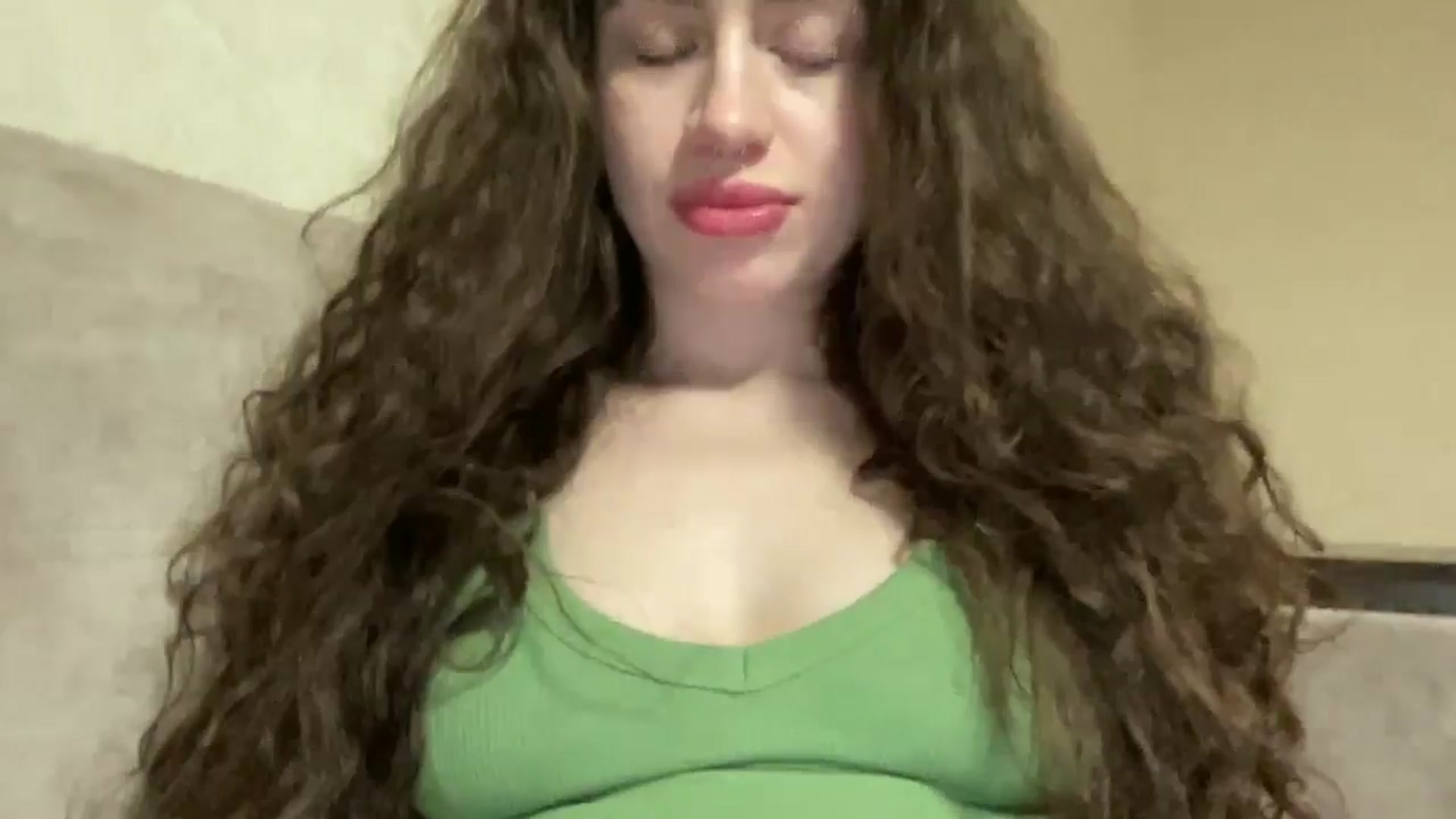 Gallery image thumbnail from CurlyDream's myfreecams stream on, 02/02/2026, 20:09 image 13 of 20