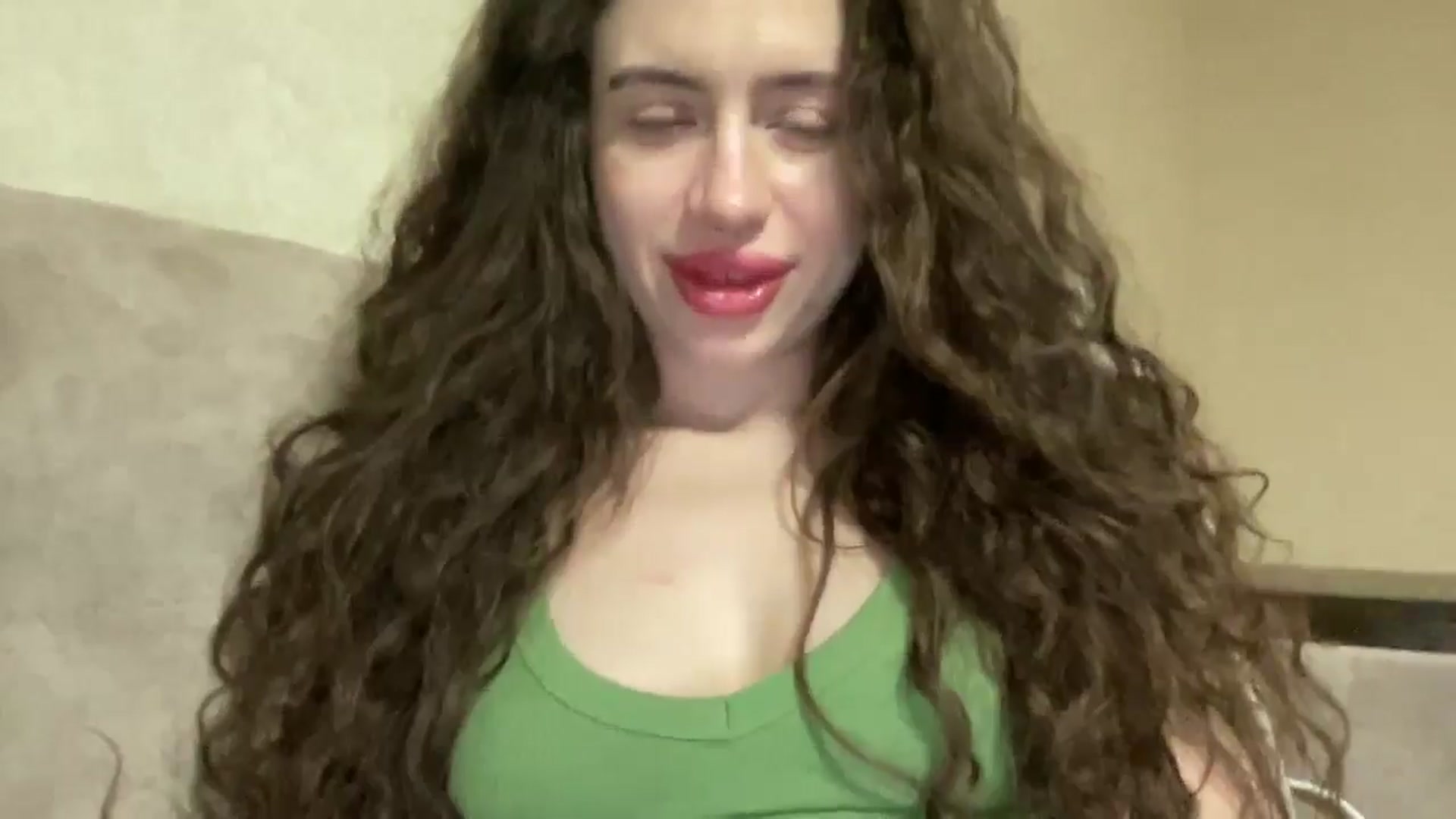 Gallery image thumbnail from CurlyDream's myfreecams stream on, 02/02/2026, 20:38 image 2 of 20