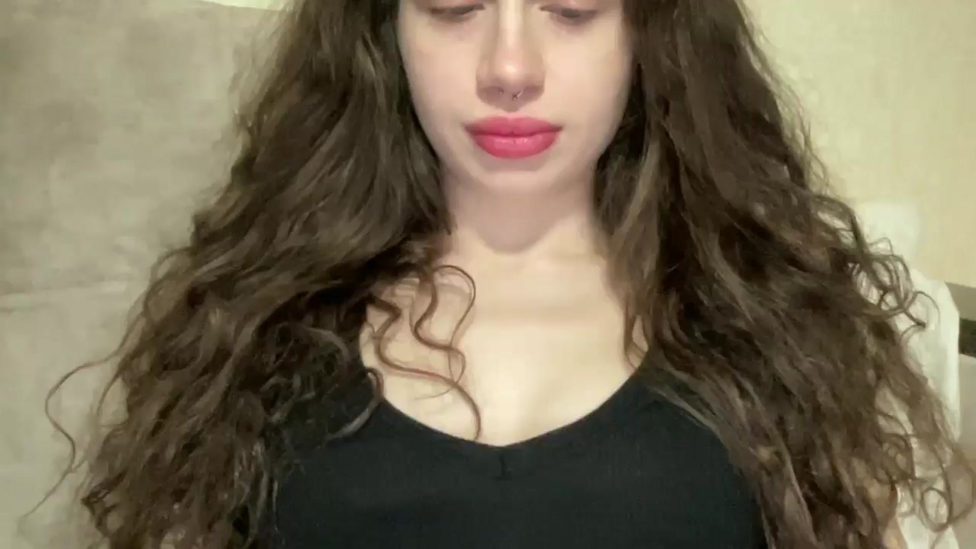 Gallery image thumbnail from CurlyDream's myfreecams stream on, 02/03/2026, 18:39 image 15 of 20