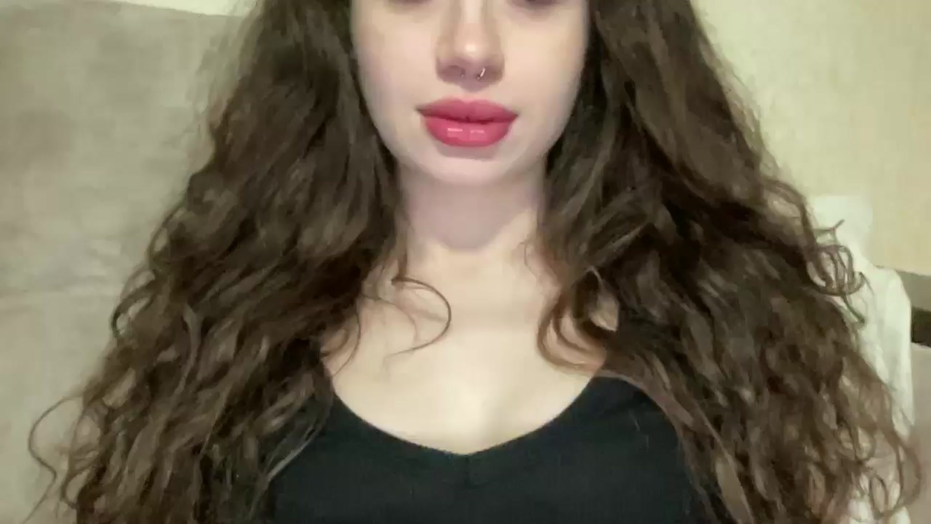Gallery image thumbnail from CurlyDream's myfreecams stream on, 02/03/2026, 18:39 image 10 of 20