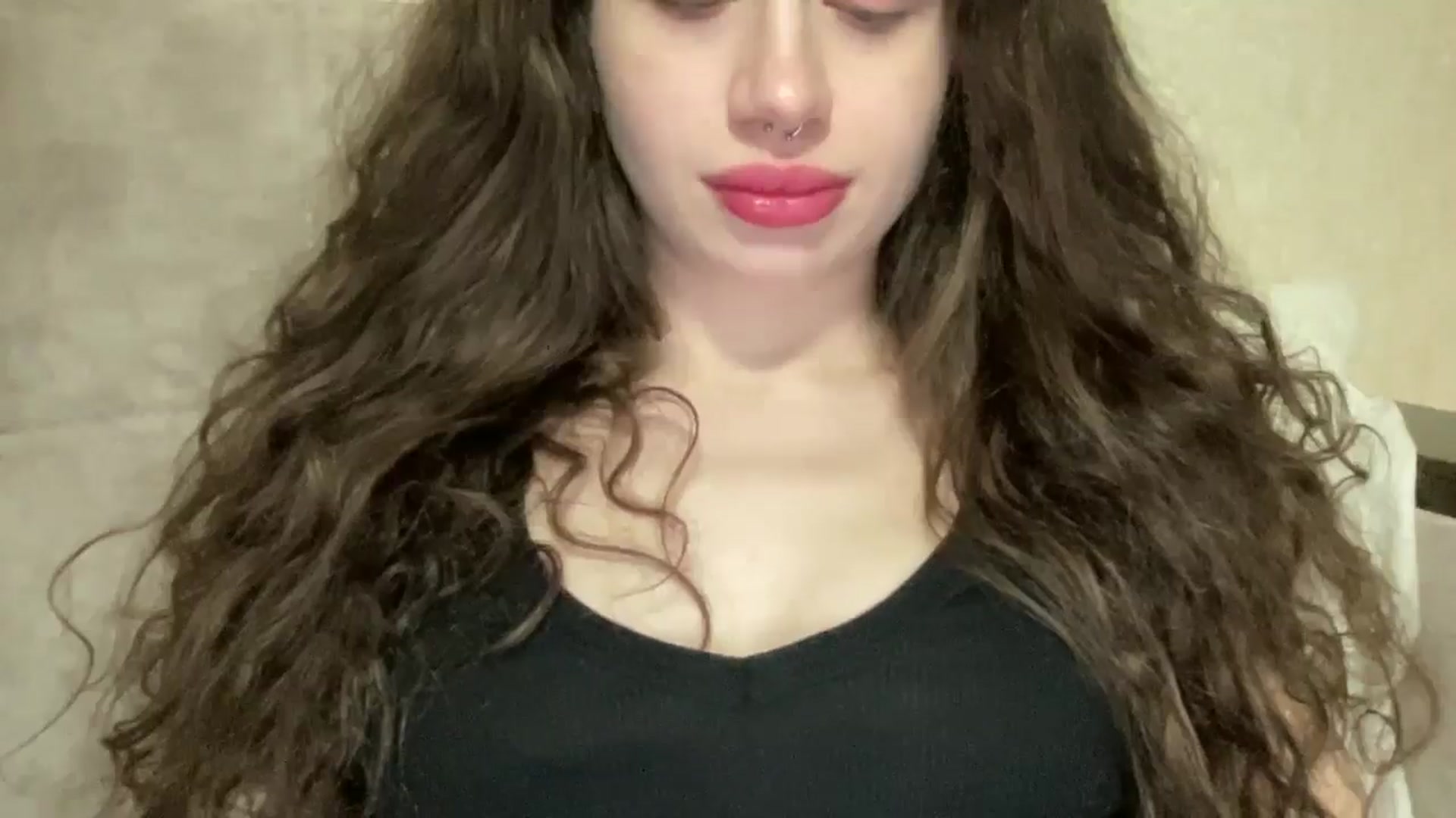 Gallery image thumbnail from CurlyDream's myfreecams stream on, 02/03/2026, 18:39 image 14 of 20