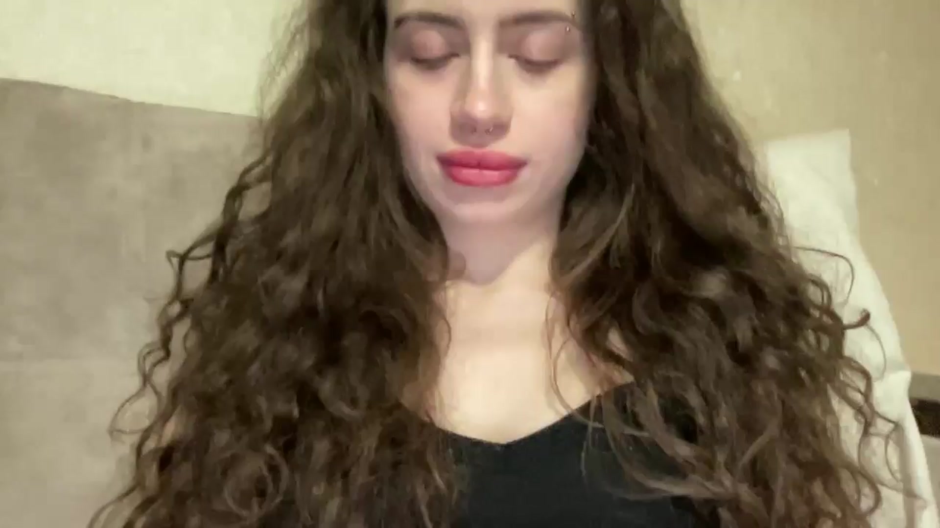 Gallery image thumbnail from CurlyDream's myfreecams stream on, 02/03/2026, 20:00 image 14 of 20