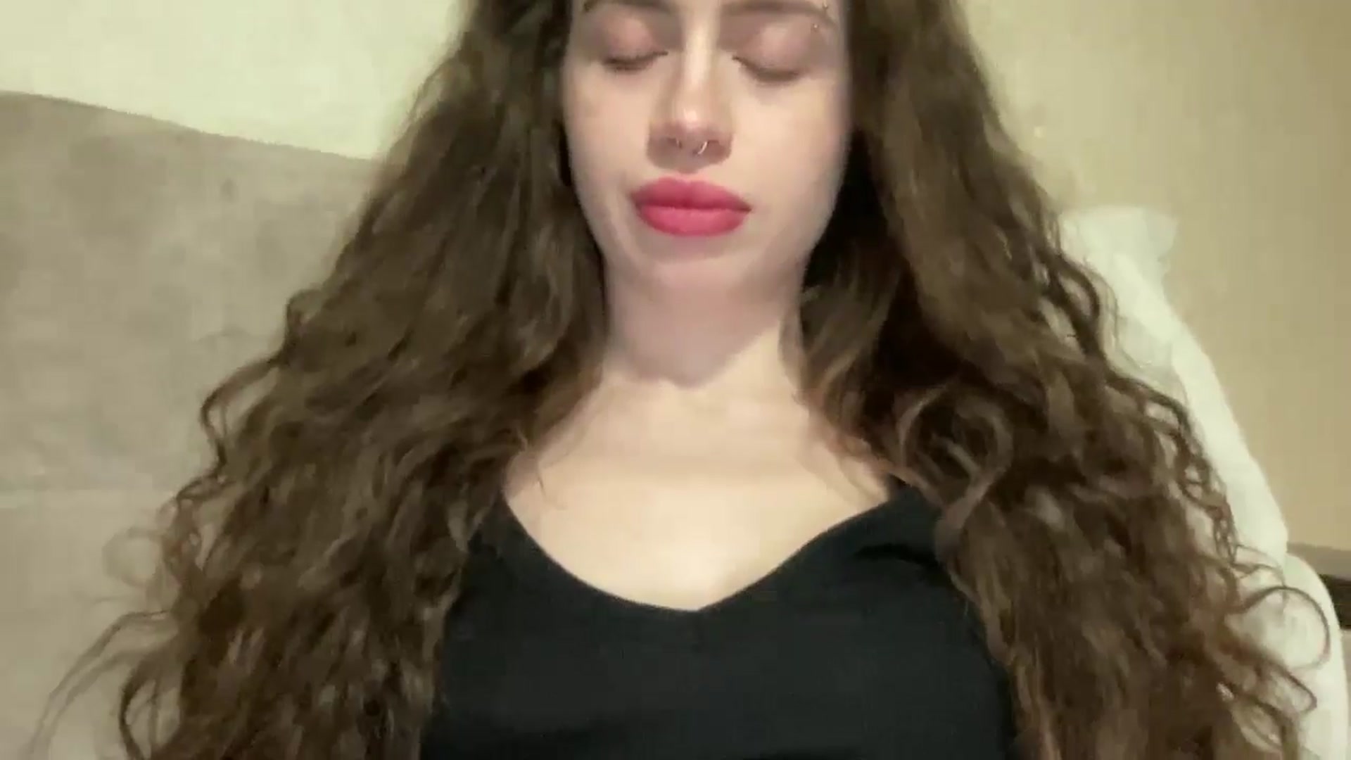 Gallery image thumbnail from CurlyDream's myfreecams stream on, 02/03/2026, 20:00 image 2 of 20