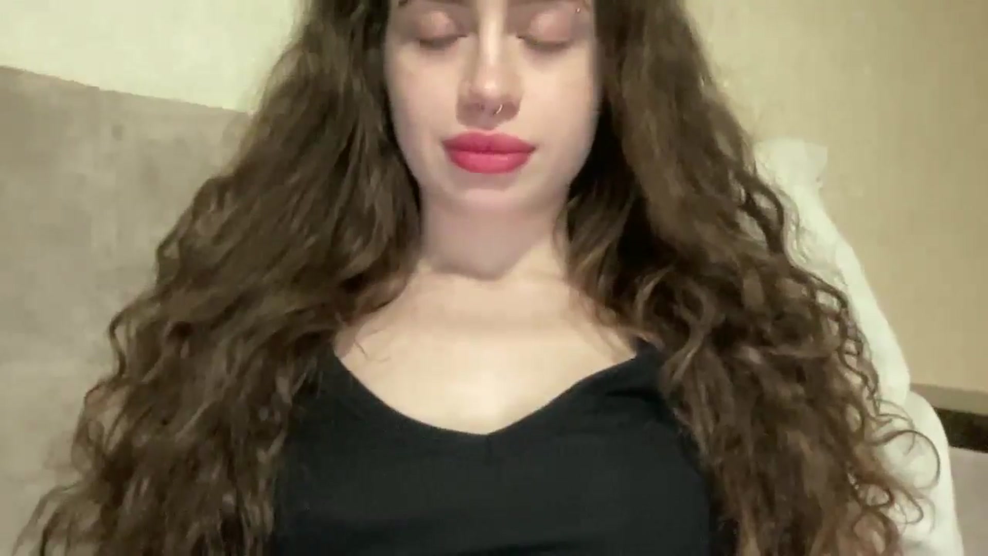 Gallery image thumbnail from CurlyDream's myfreecams stream on, 02/03/2026, 20:00 image 3 of 20