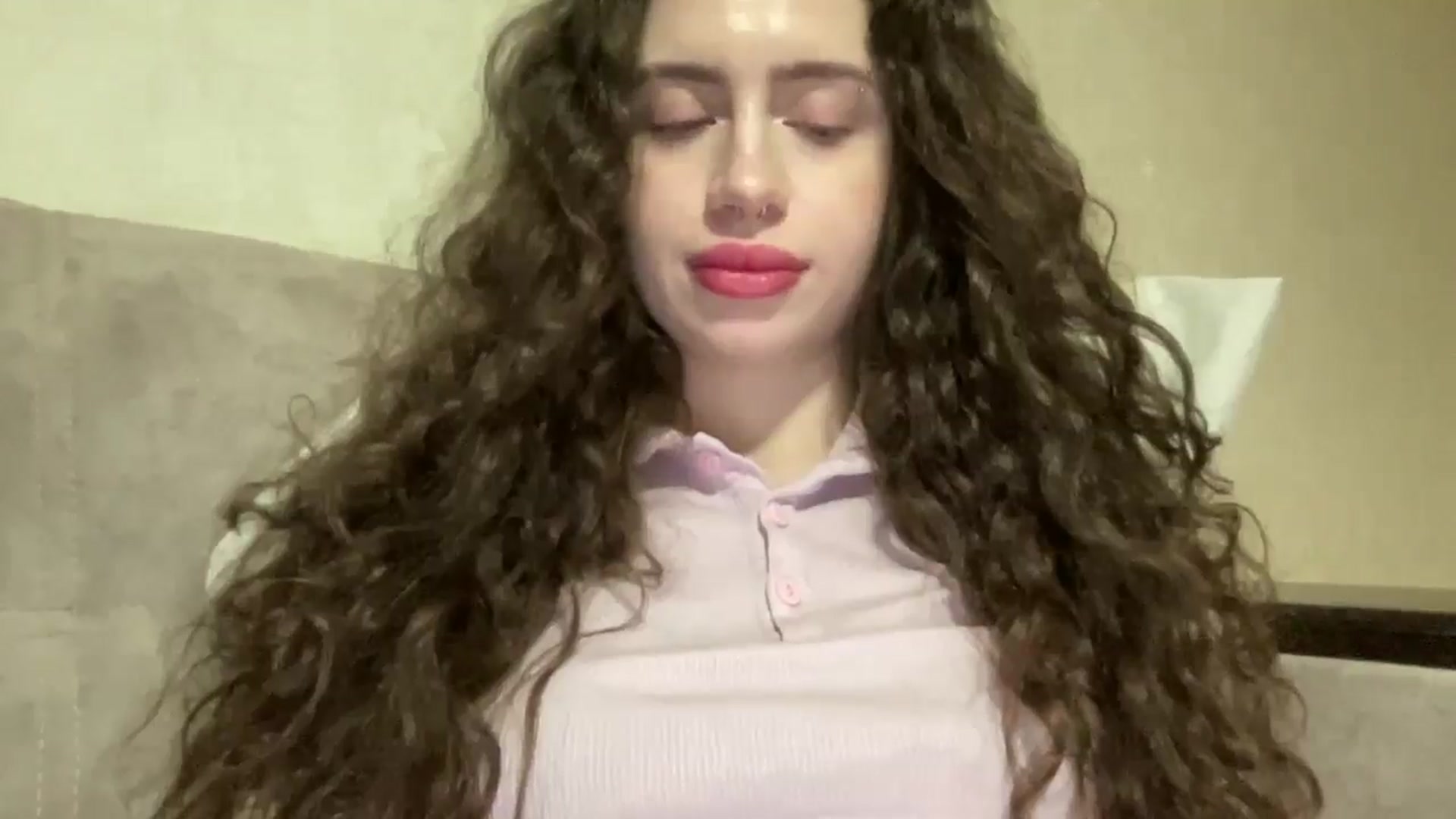 Gallery image thumbnail from CurlyDream's myfreecams stream on, 02/04/2026, 21:06 image 10 of 20