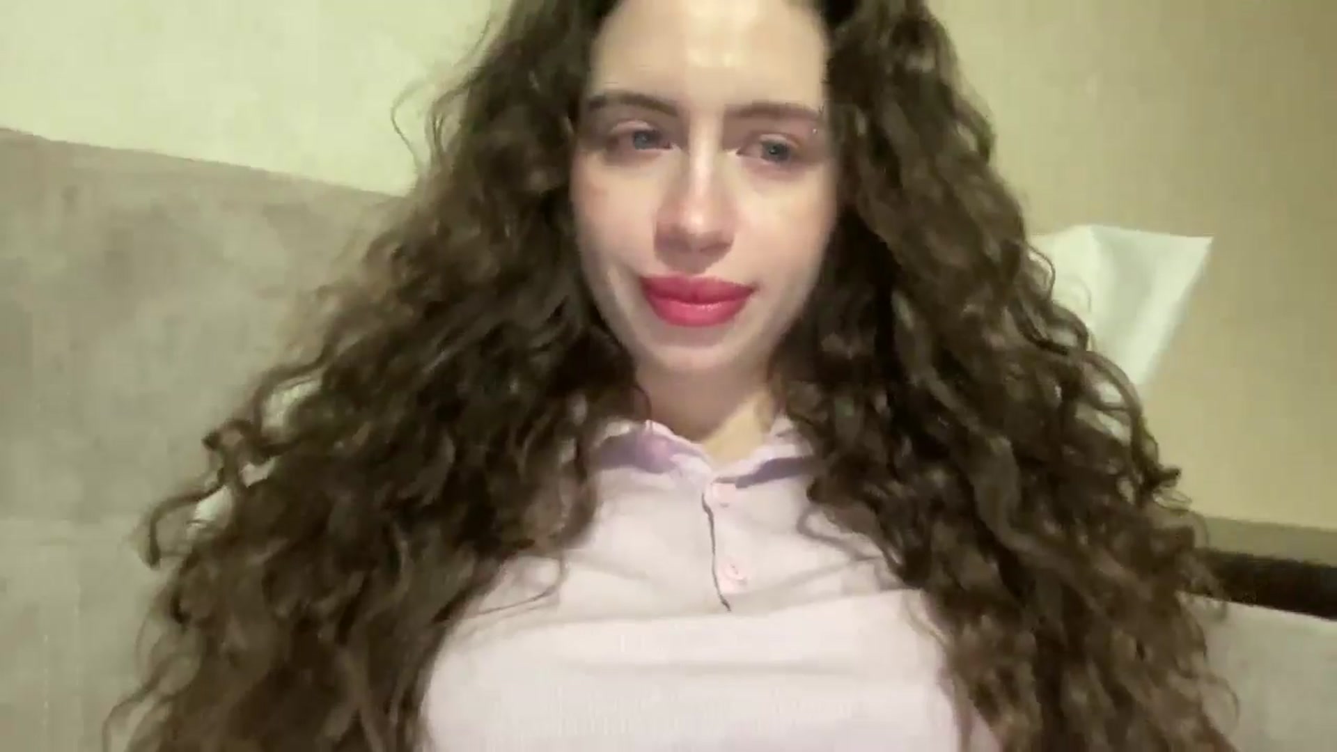 Gallery image thumbnail from CurlyDream's myfreecams stream on, 02/04/2026, 21:06 image 12 of 20