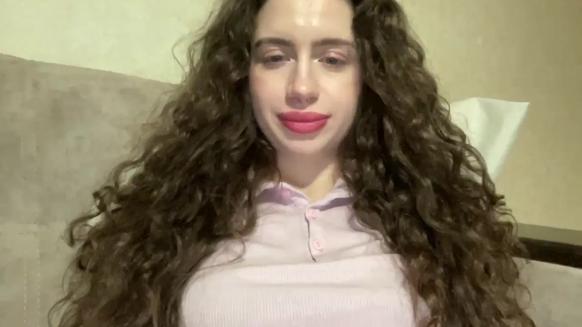 Gallery image thumbnail from CurlyDream's myfreecams stream on, 02/04/2026, 21:06 image 13 of 20