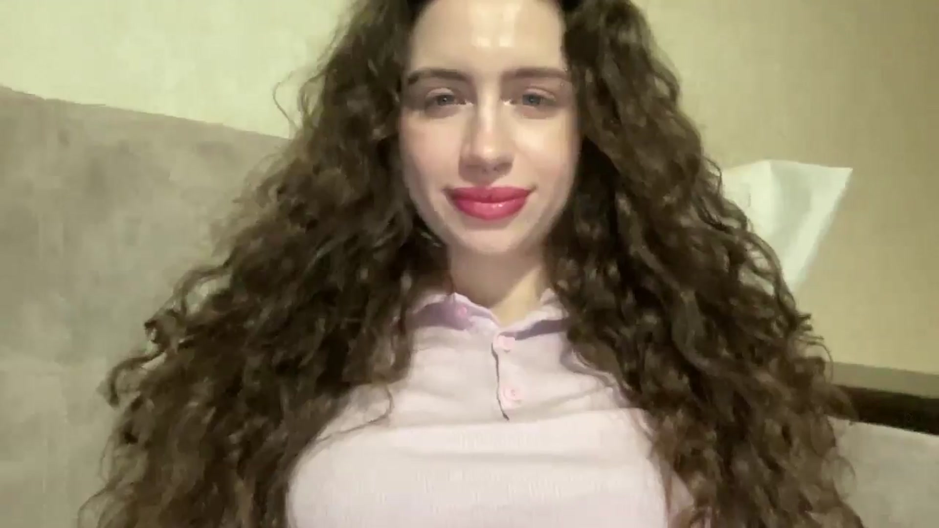 Gallery image thumbnail from CurlyDream's myfreecams stream on, 02/04/2026, 21:06 image 14 of 20