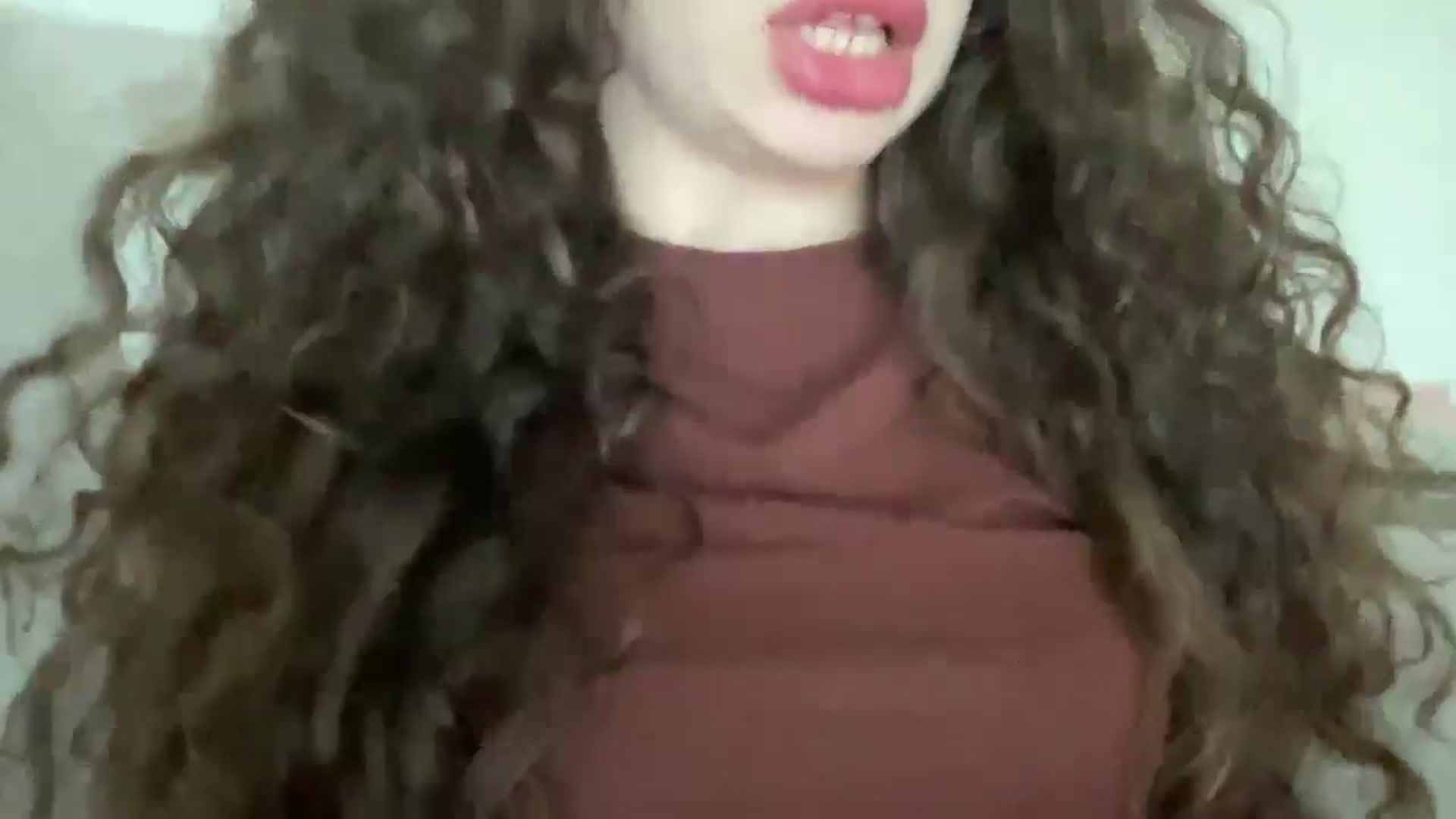 Gallery image thumbnail from CurlyDream's myfreecams stream on, 02/05/2026, 12:50 image 20 of 20