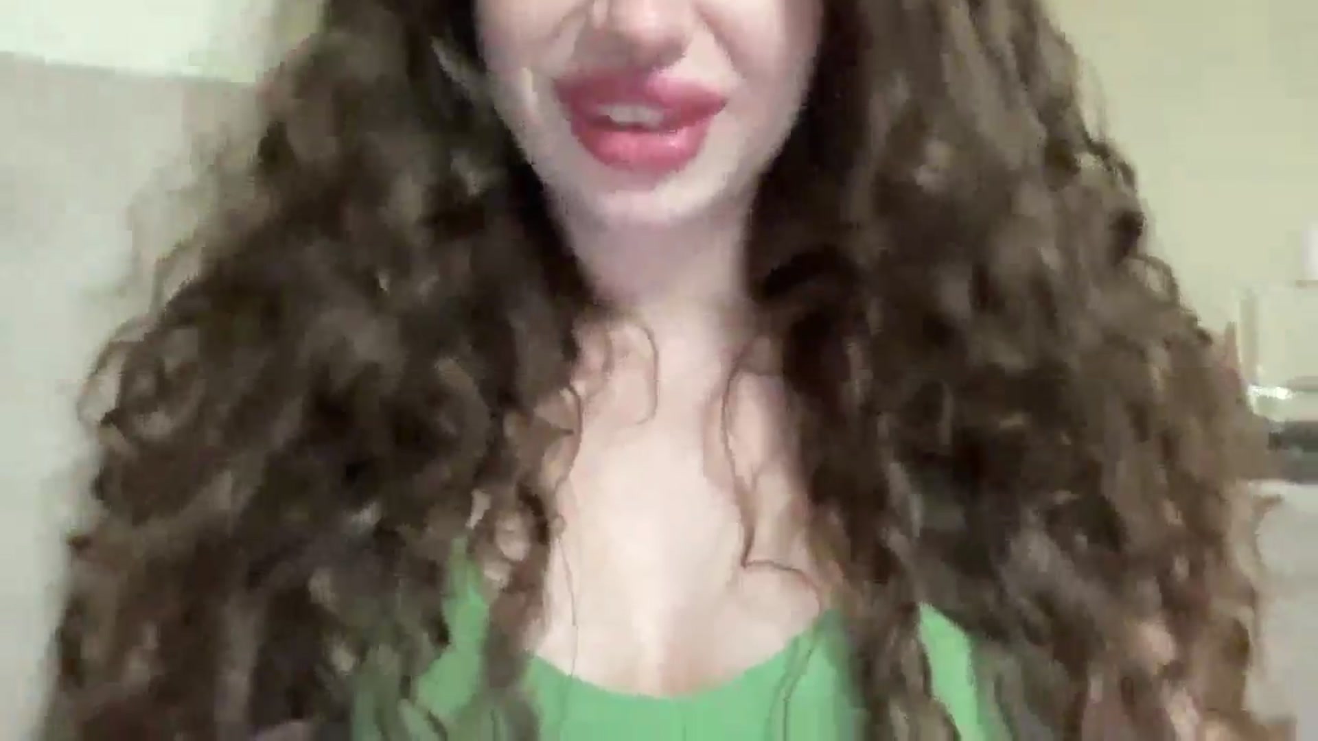Gallery image thumbnail from CurlyDream's myfreecams stream on, 02/06/2026, 15:49 image 2 of 20
