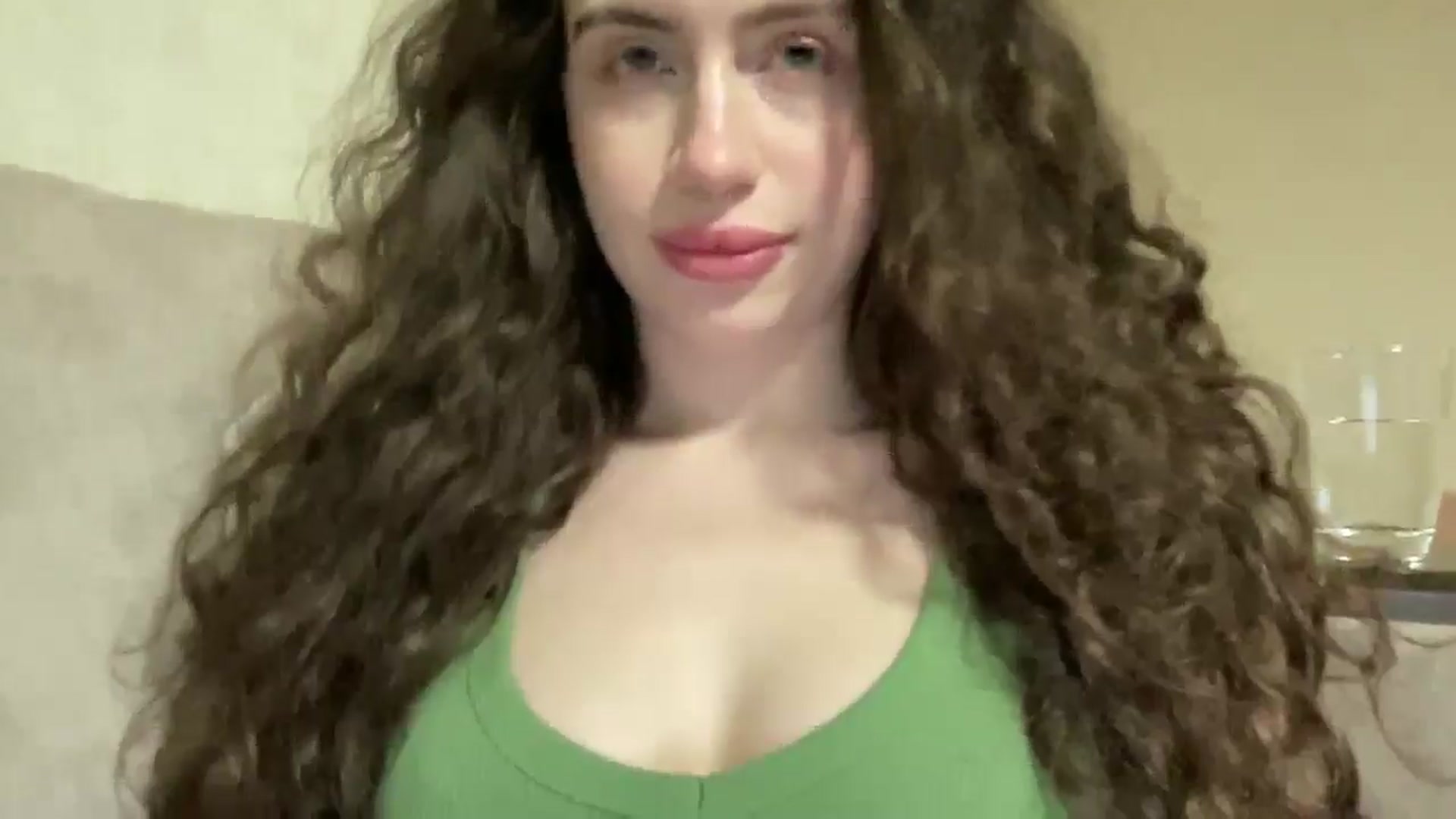 Gallery image thumbnail from CurlyDream's myfreecams stream on, 02/06/2026, 16:25 image 11 of 20