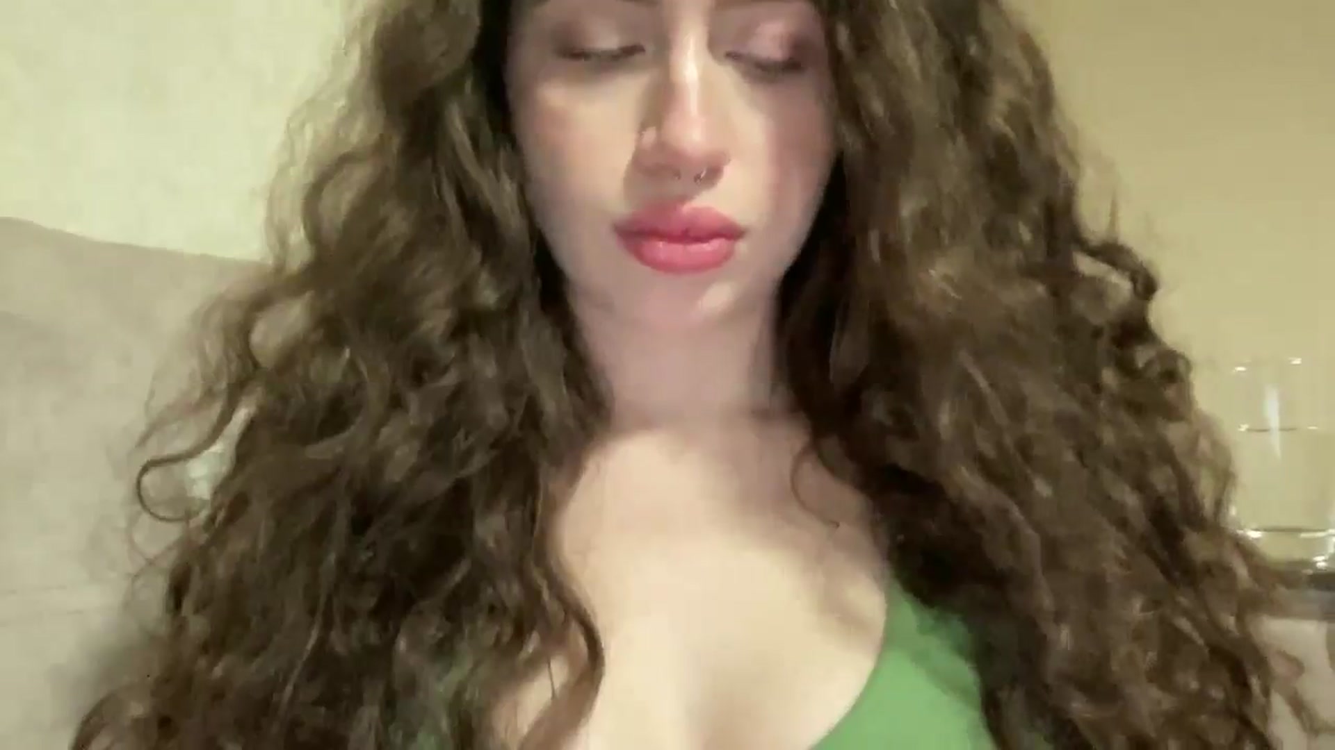 Gallery image thumbnail from CurlyDream's myfreecams stream on, 02/06/2026, 16:25 image 3 of 20